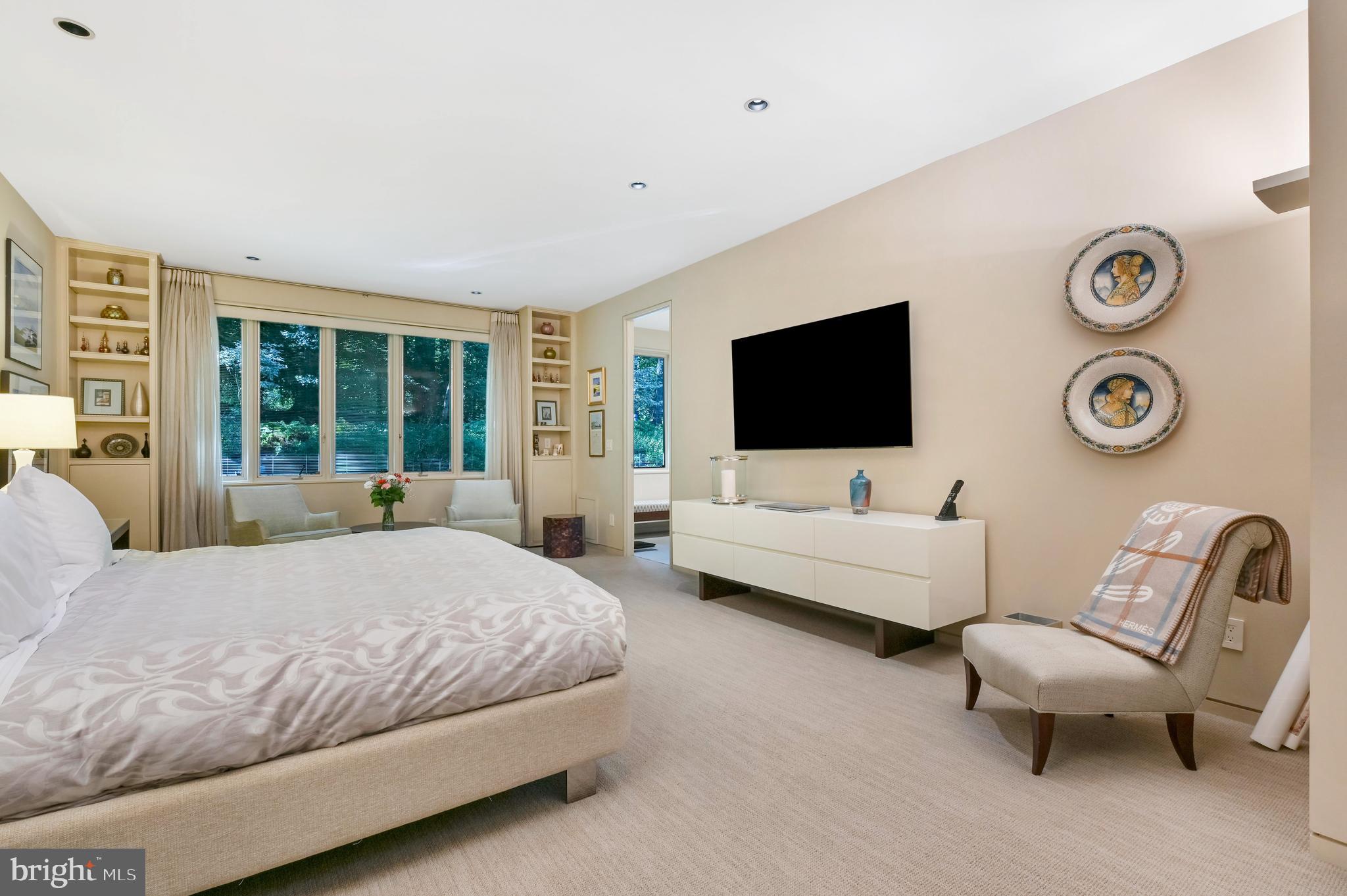 ROCKLAND - Residential