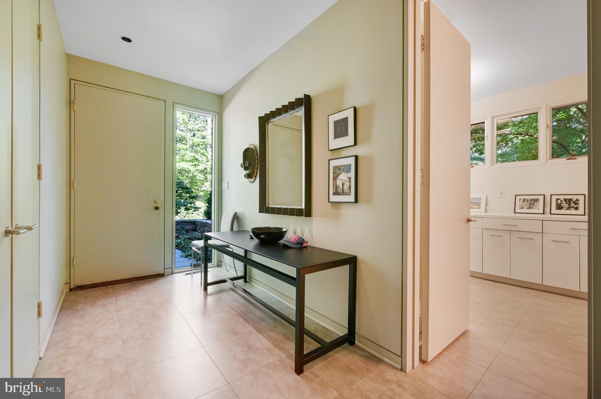 ROCKLAND - Residential