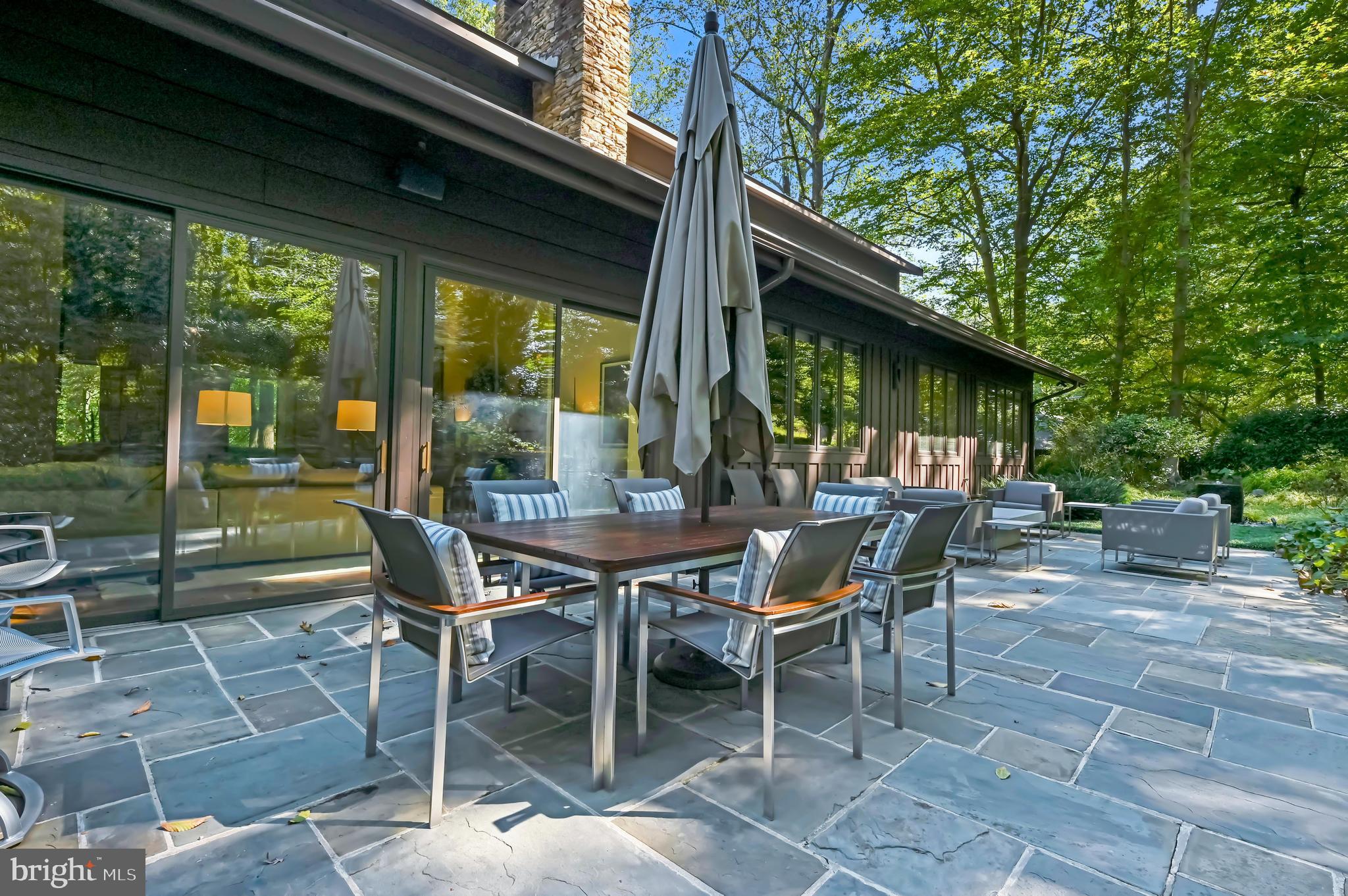 ROCKLAND - Residential