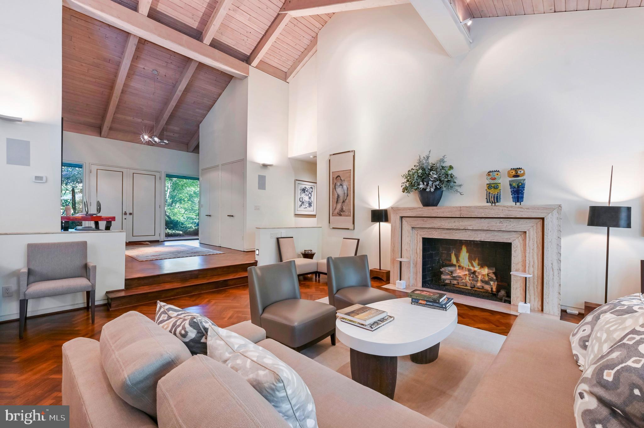 ROCKLAND - Residential