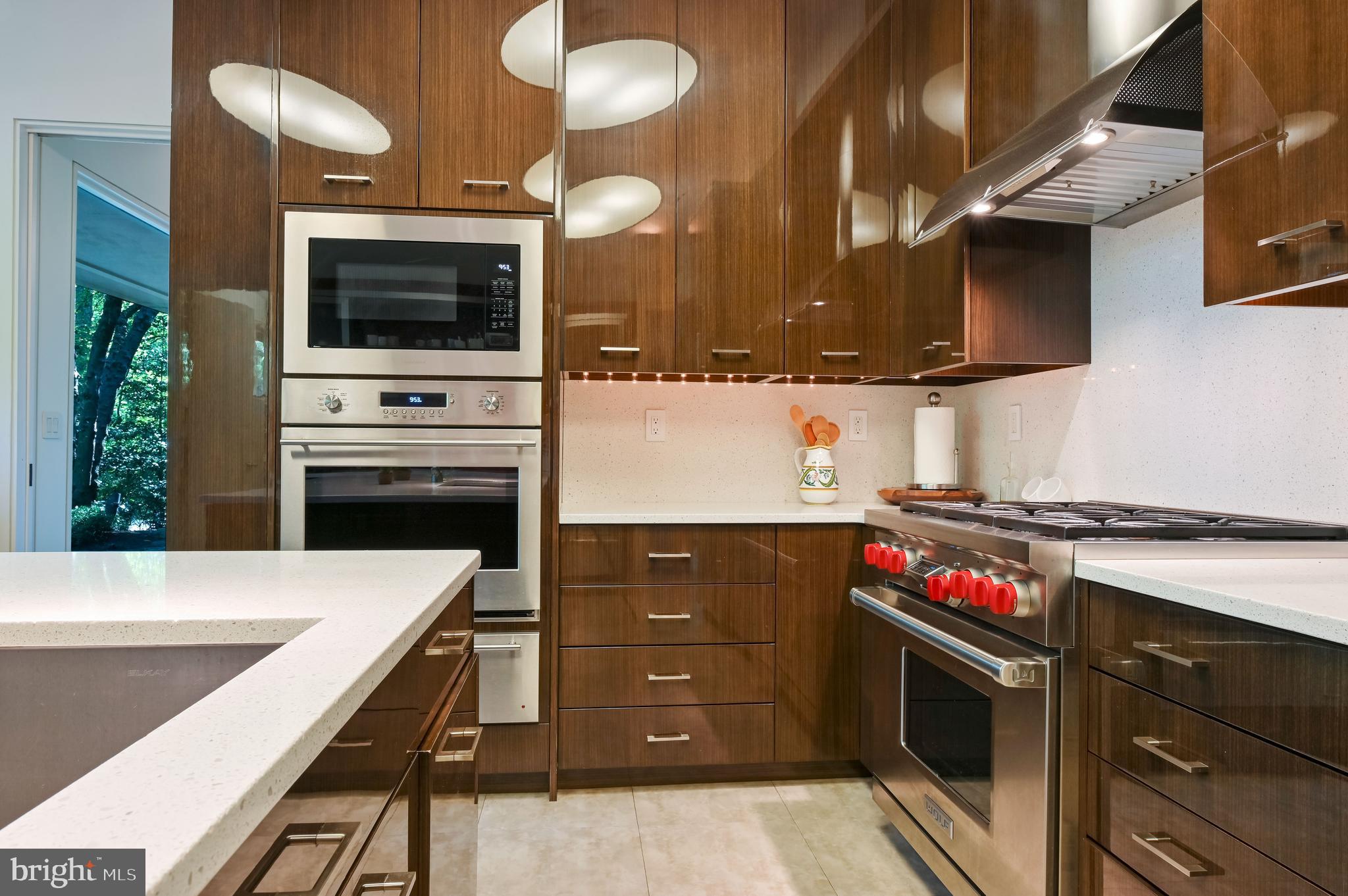 ROCKLAND - Residential