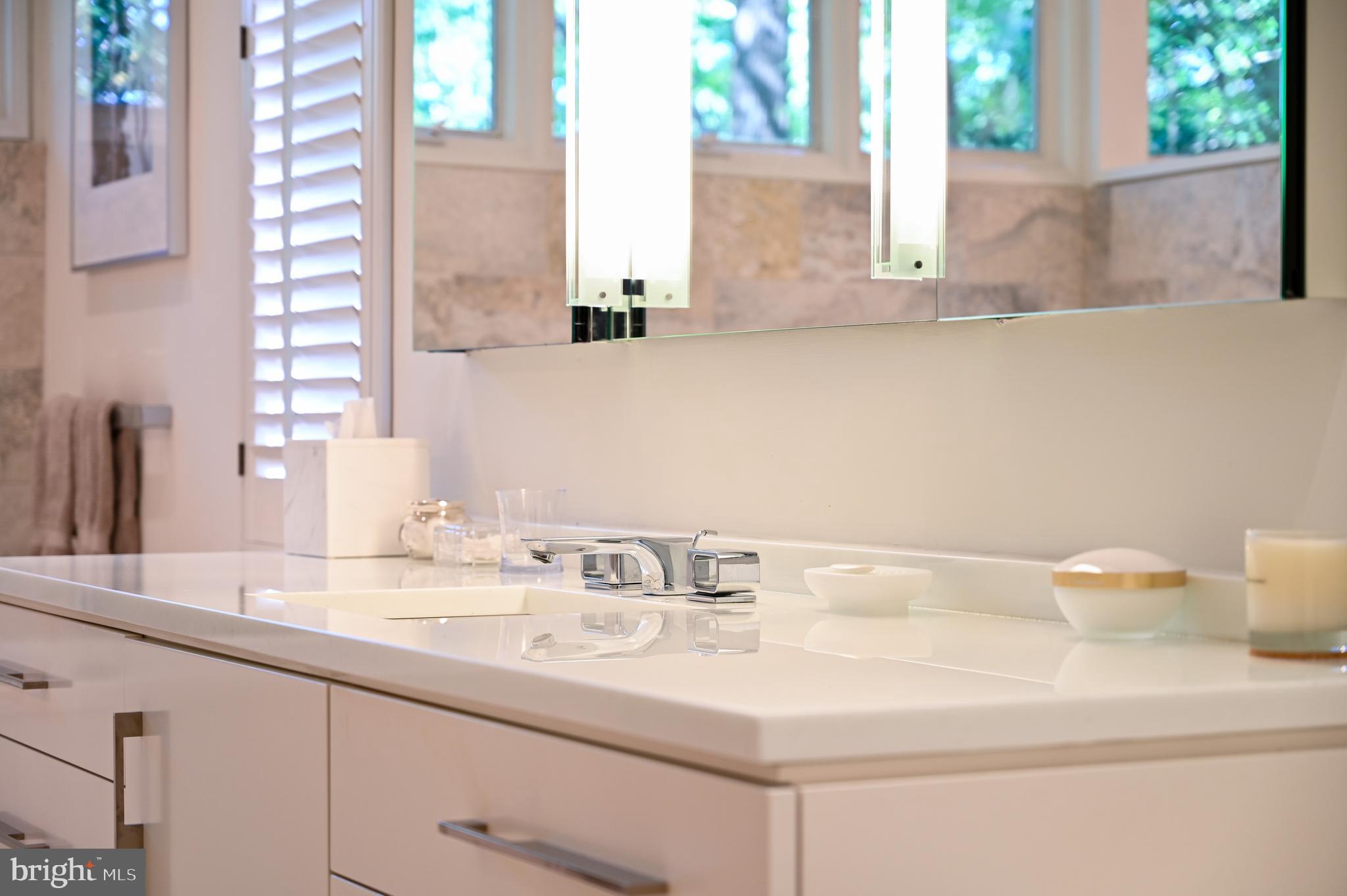 ROCKLAND - Residential