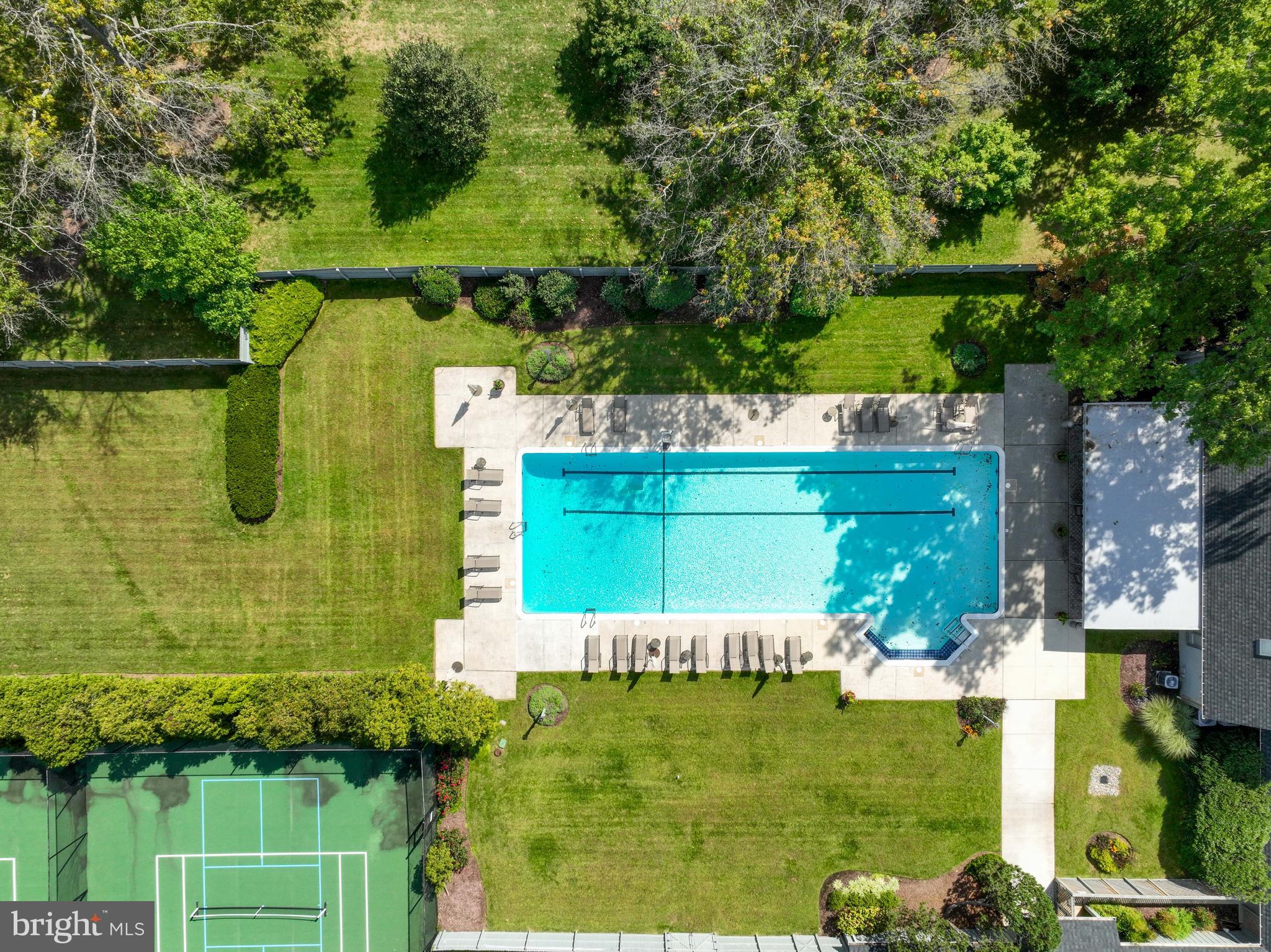 ROCKLAND - Residential