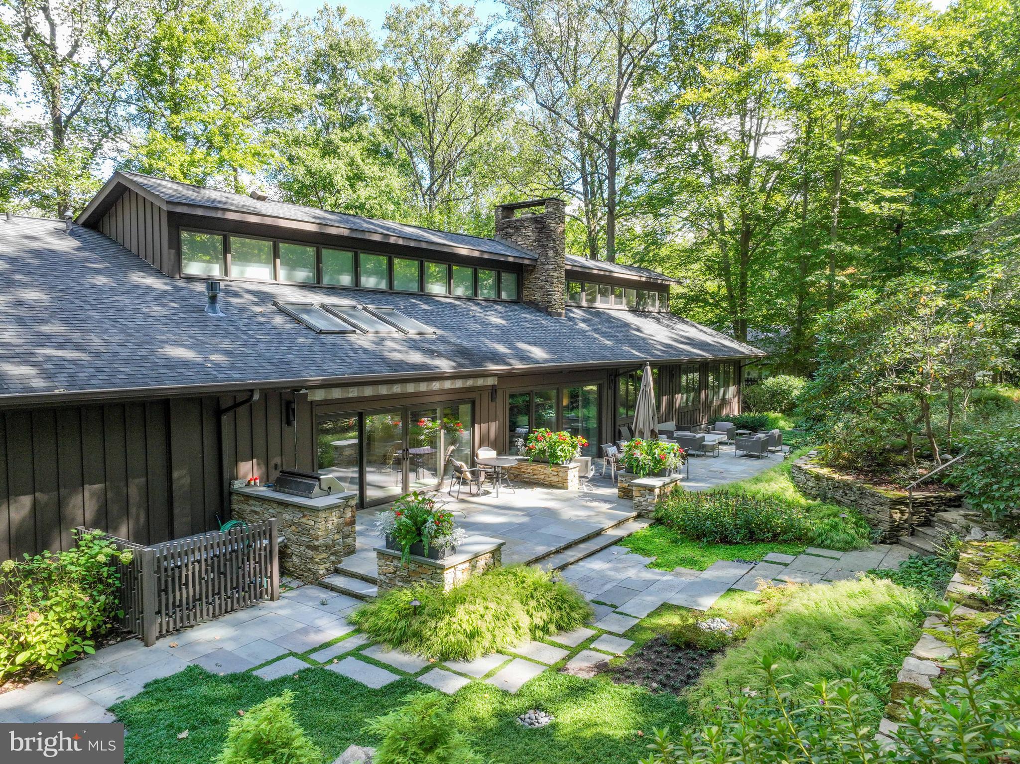 ROCKLAND - Residential