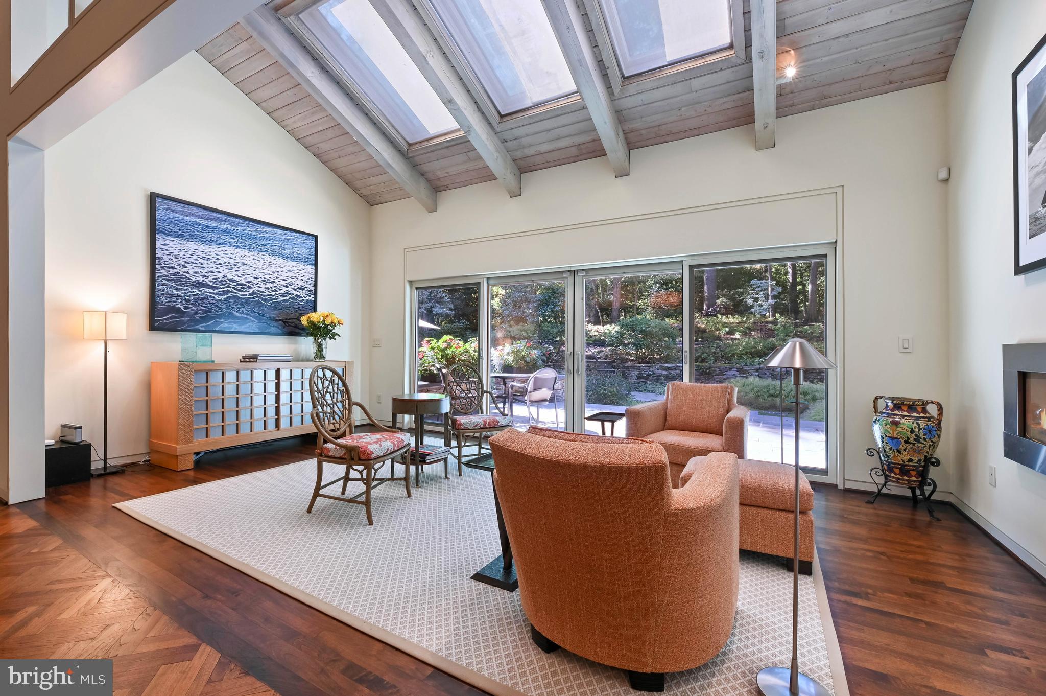 ROCKLAND - Residential