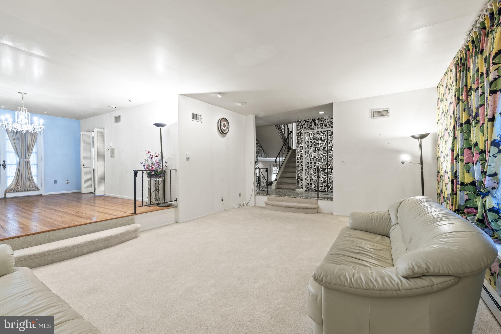 221 MARCO ROAD