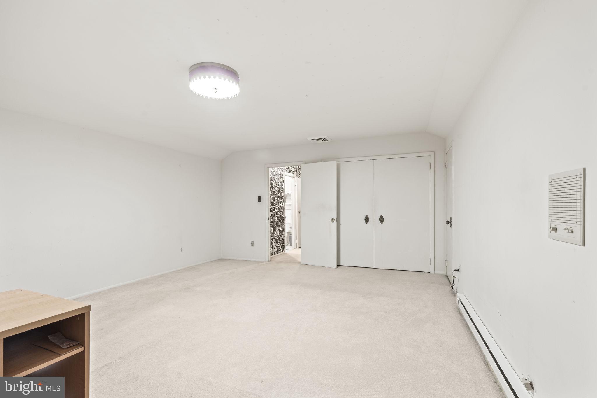 ELKINS PARK - Residential