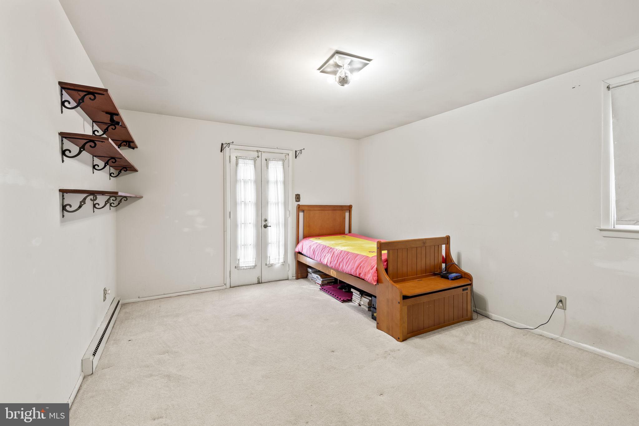 ELKINS PARK - Residential