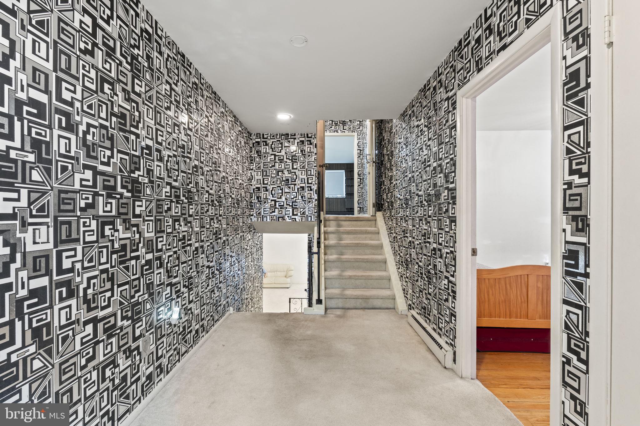 ELKINS PARK - Residential