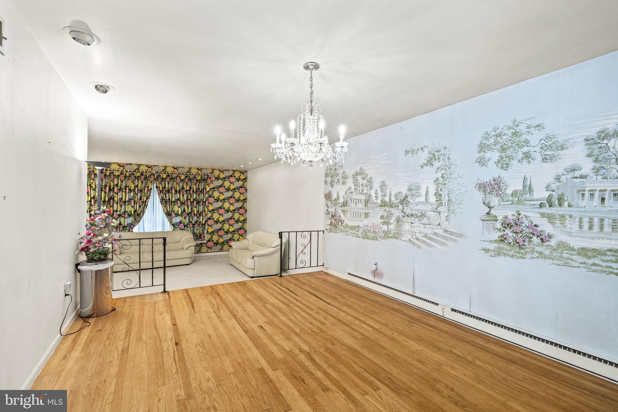 ELKINS PARK - Residential