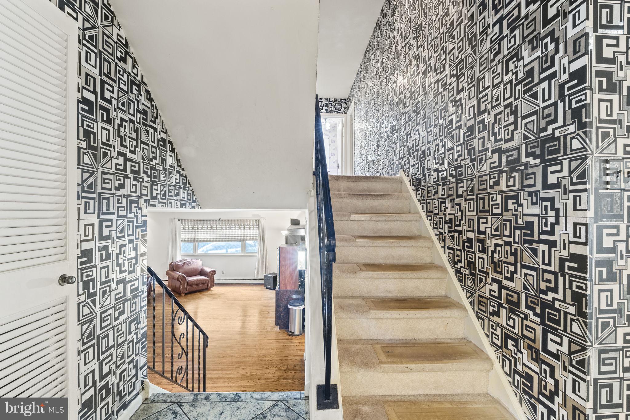 ELKINS PARK - Residential