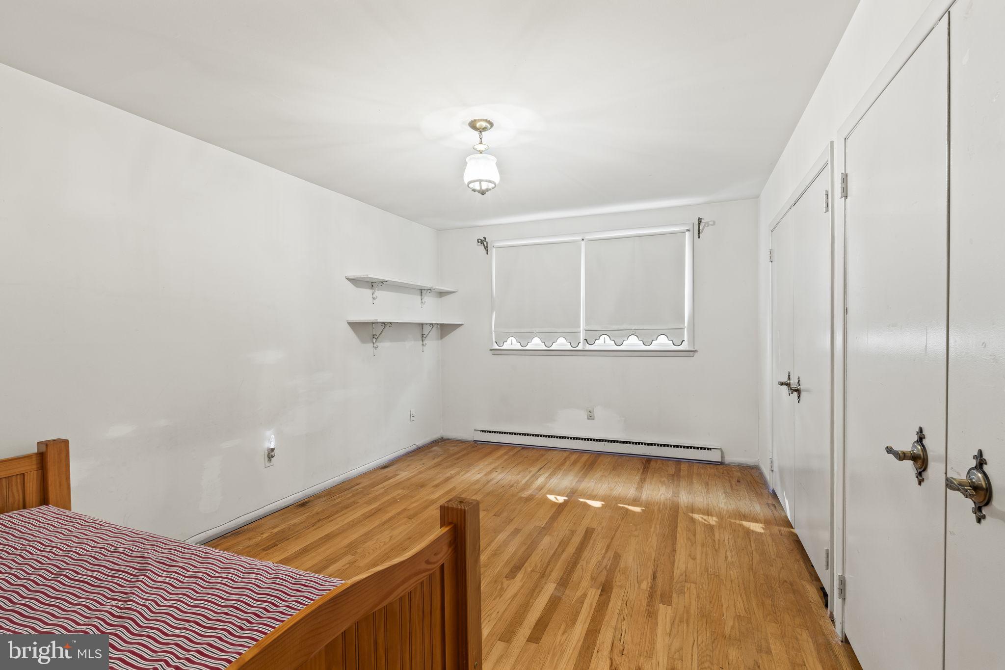 ELKINS PARK - Residential