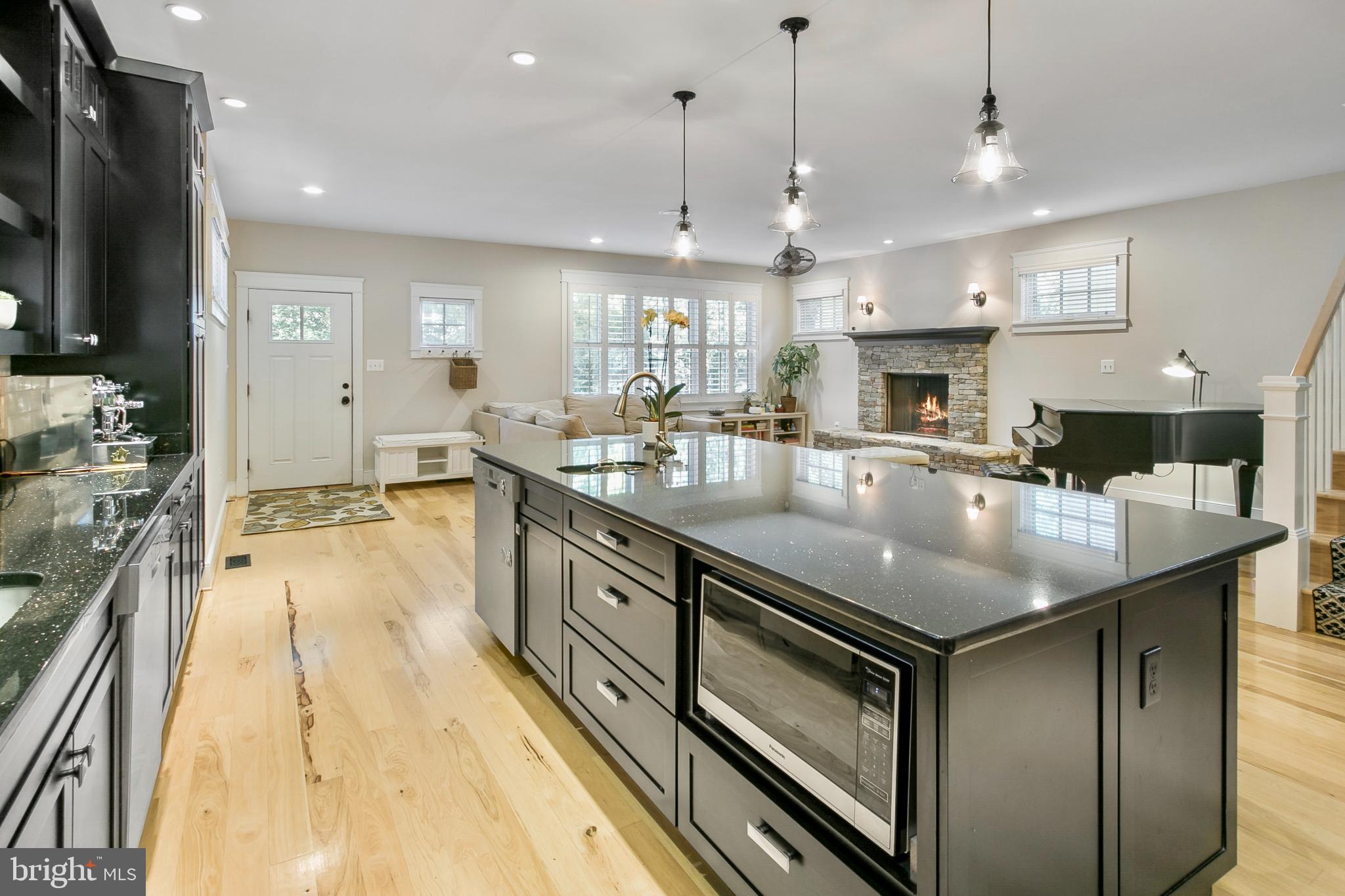 ELLISON HEIGHTS - Residential