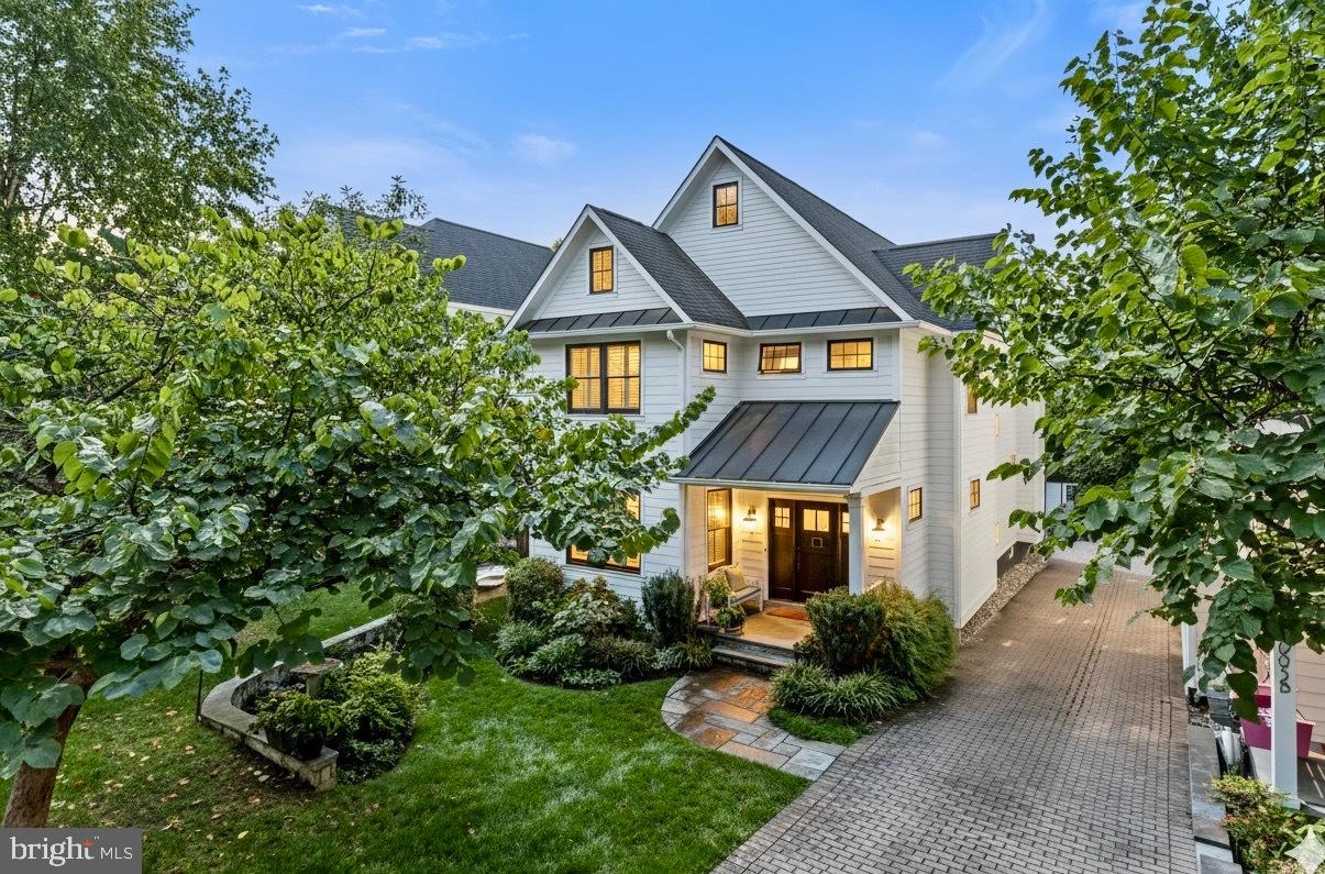 ELLISON HEIGHTS - Residential