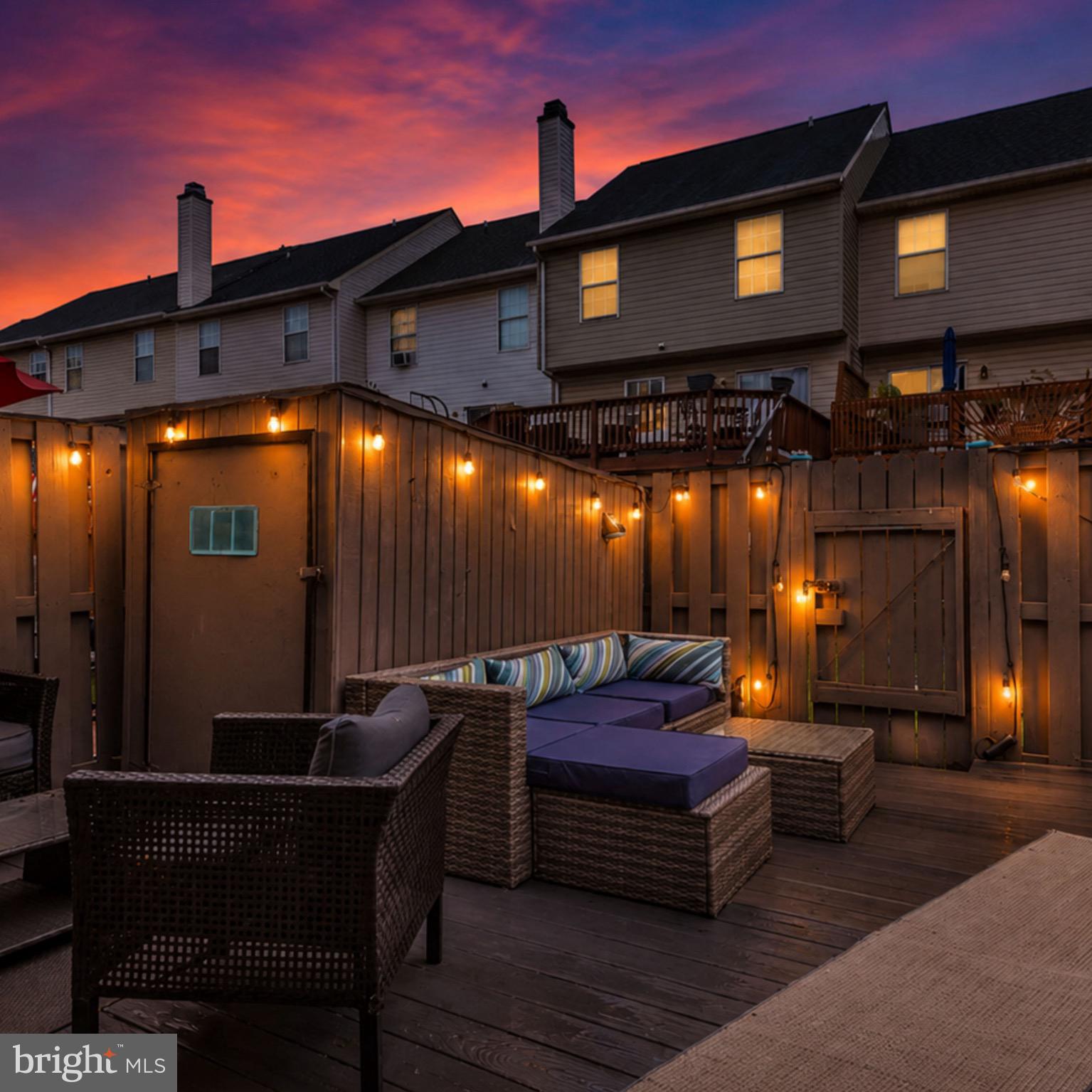 STONEY BEACH - Residential