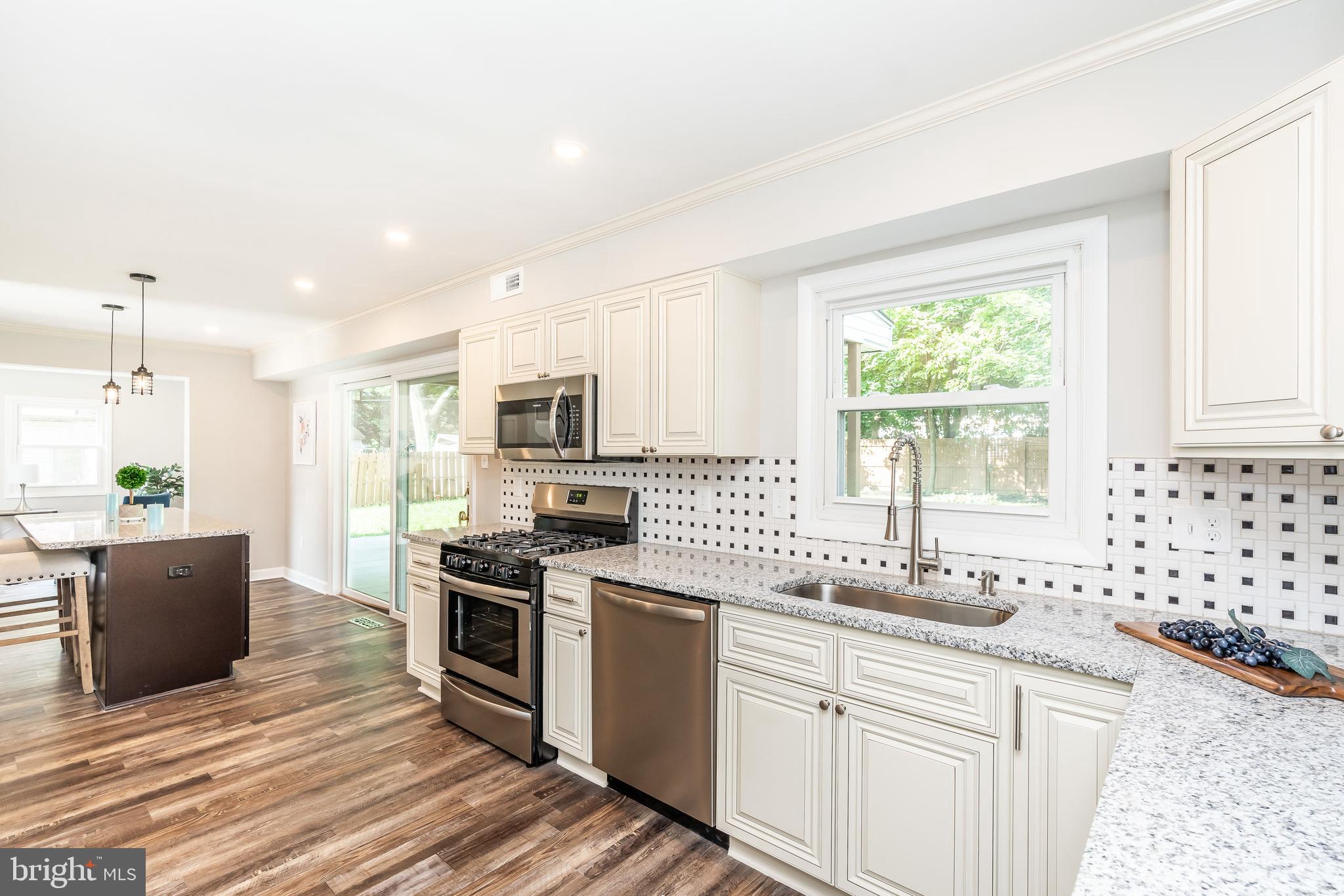 MEADOWBROOK AT BELAIR - Residential