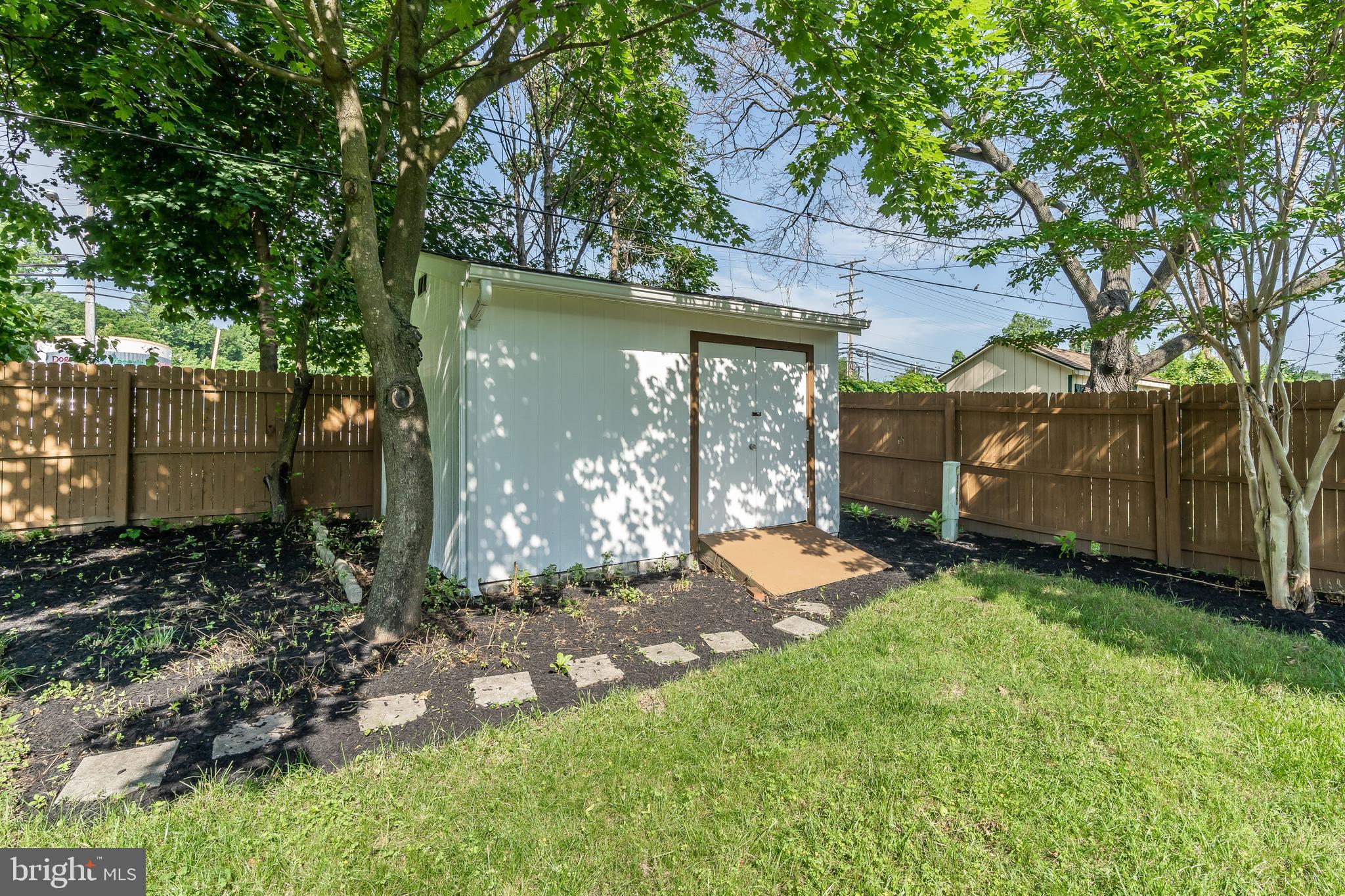 MEADOWBROOK AT BELAIR - Residential