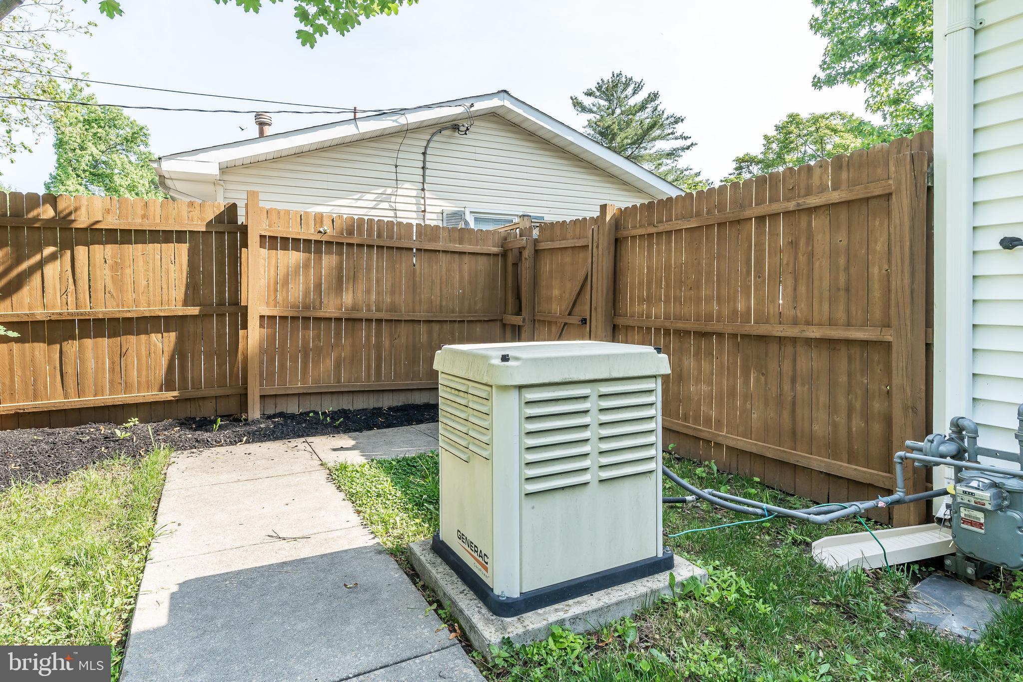 MEADOWBROOK AT BELAIR - Residential