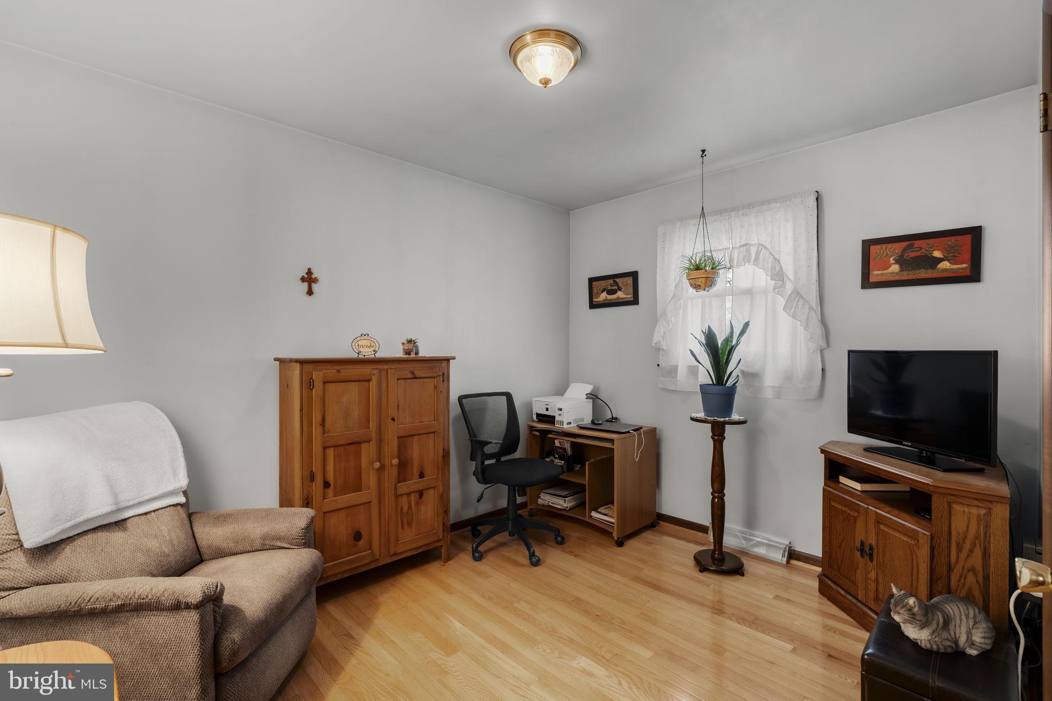 MEADOW BROOK ESTATES - Residential