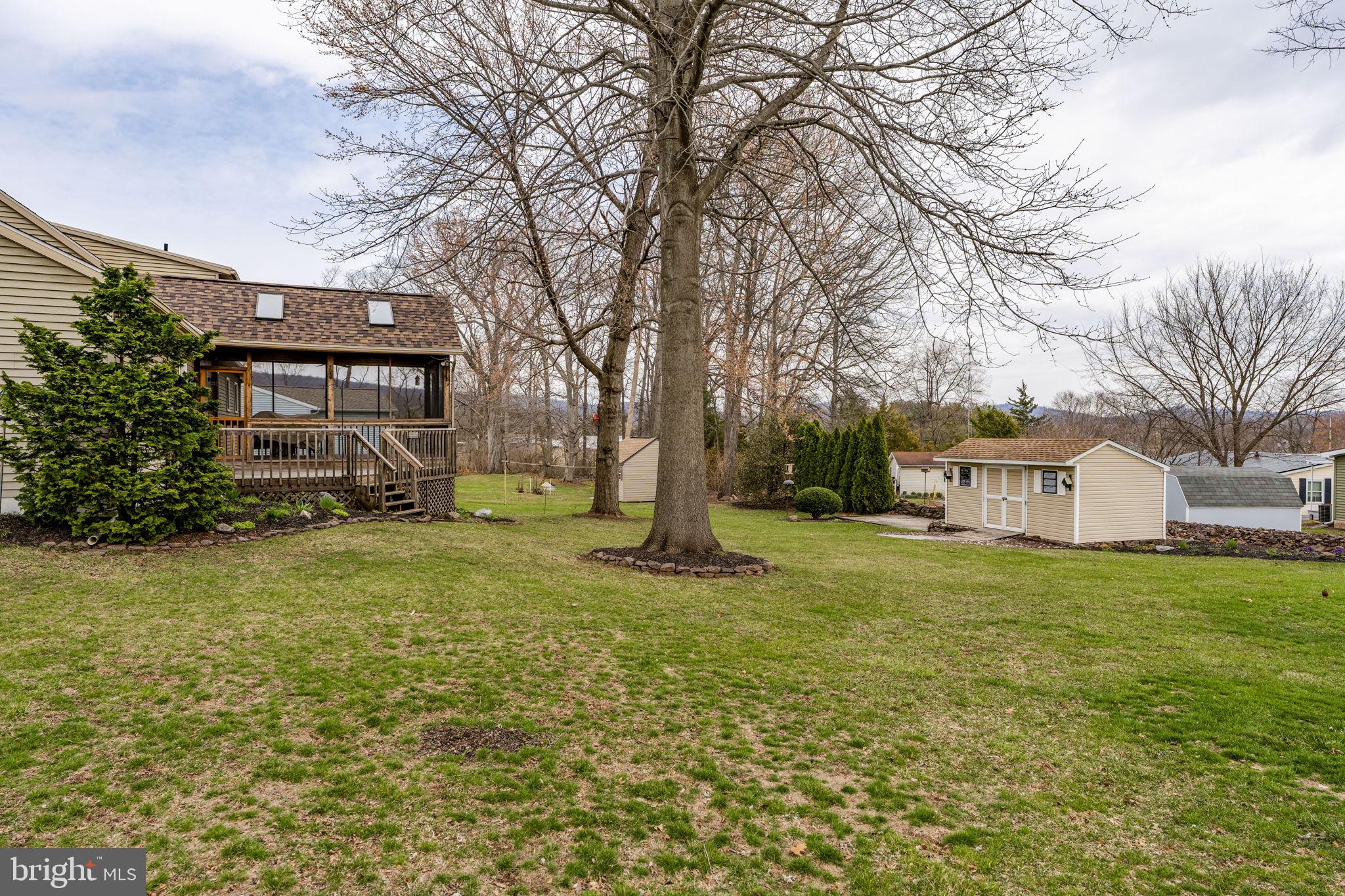 MEADOW BROOK ESTATES - Residential