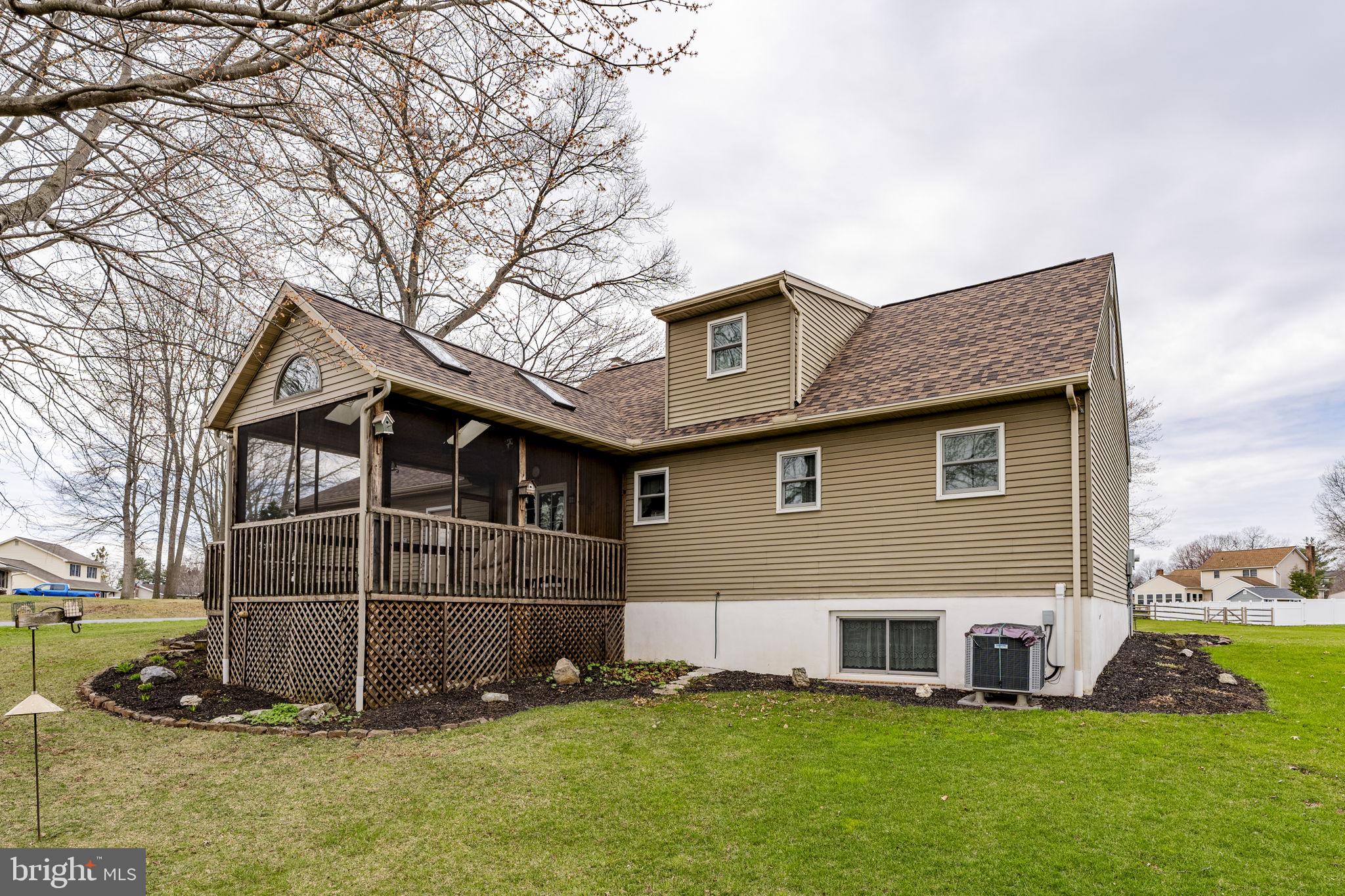 MEADOW BROOK ESTATES - Residential