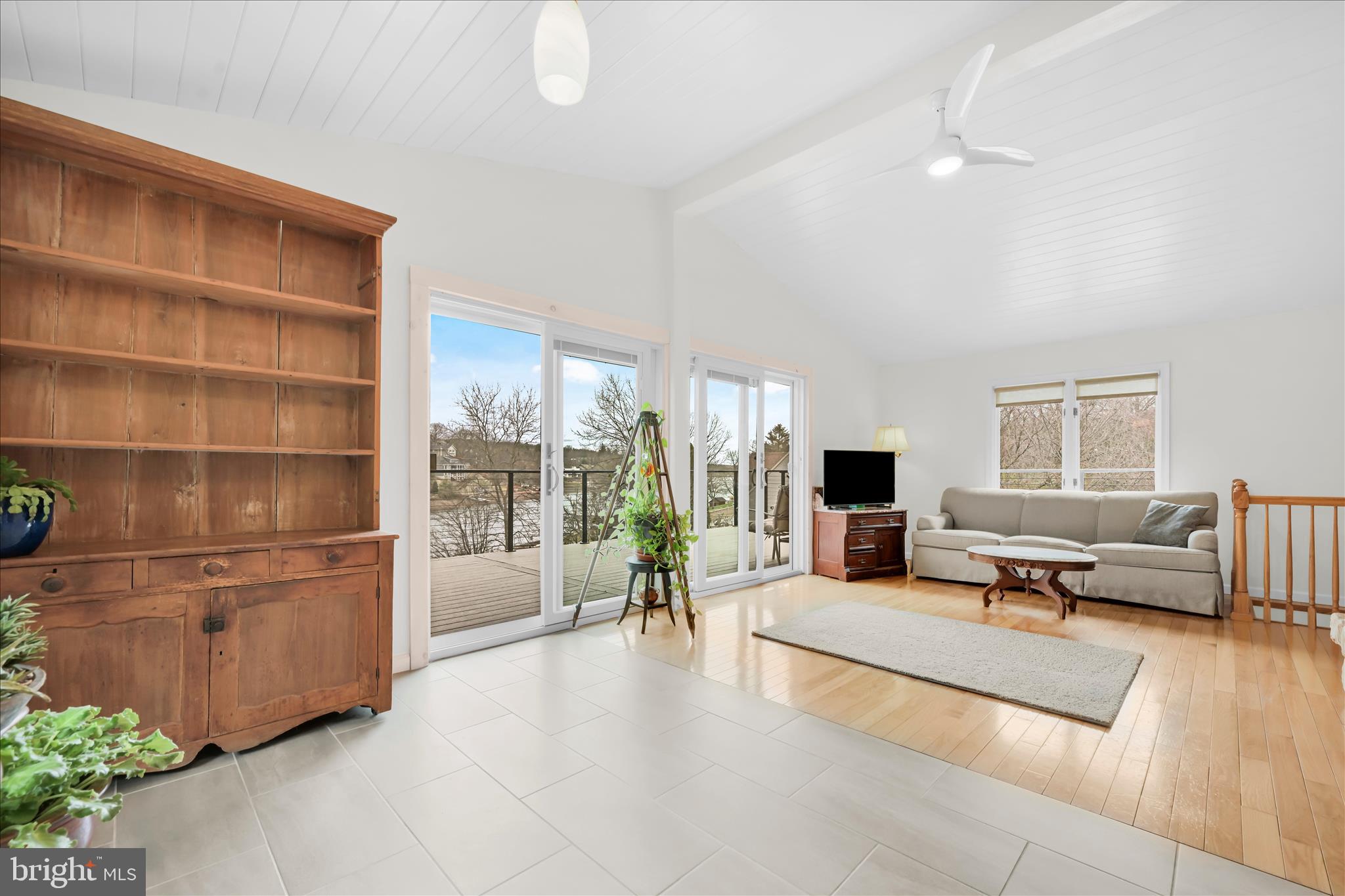 LAKE WYNONAH - Residential