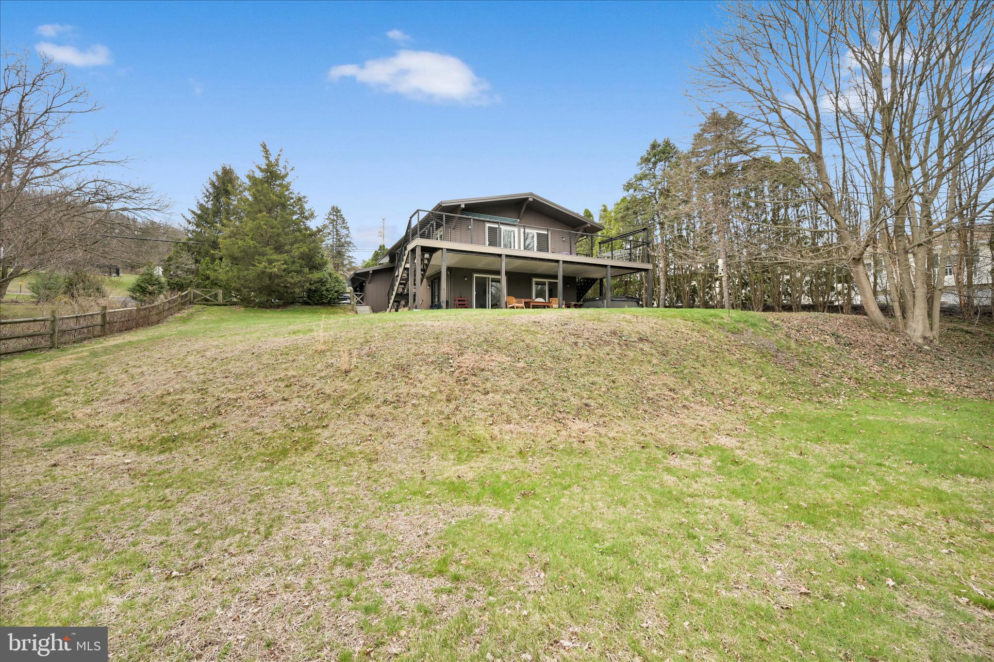 LAKE WYNONAH - Residential