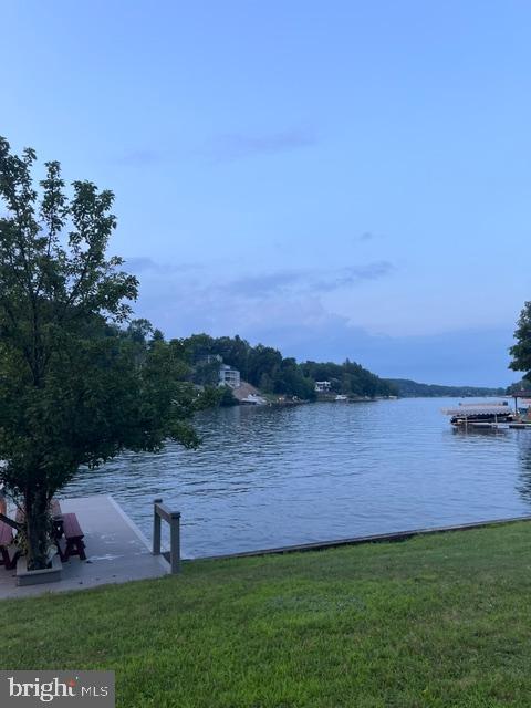 LAKE WYNONAH - Residential