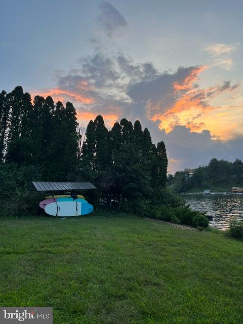 LAKE WYNONAH - Residential