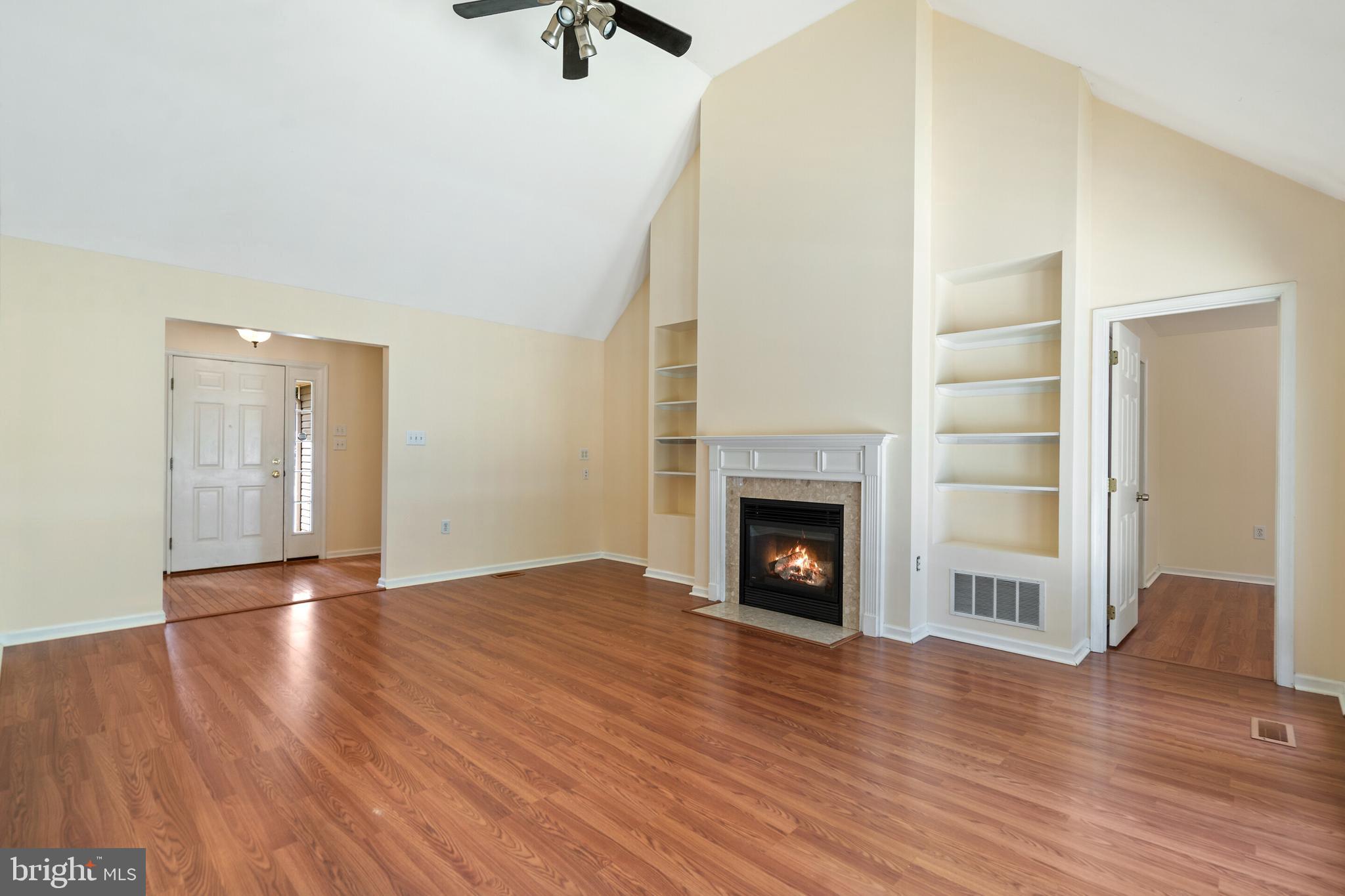 CLAYMONT CHASE - Residential