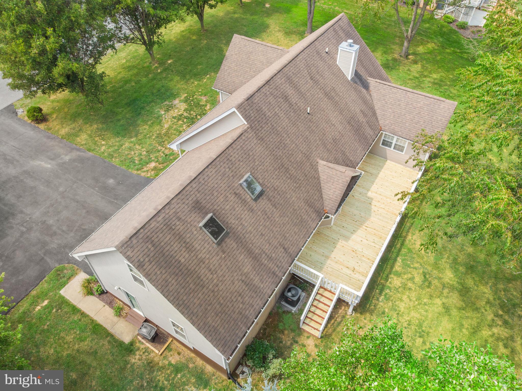 CLAYMONT CHASE - Residential