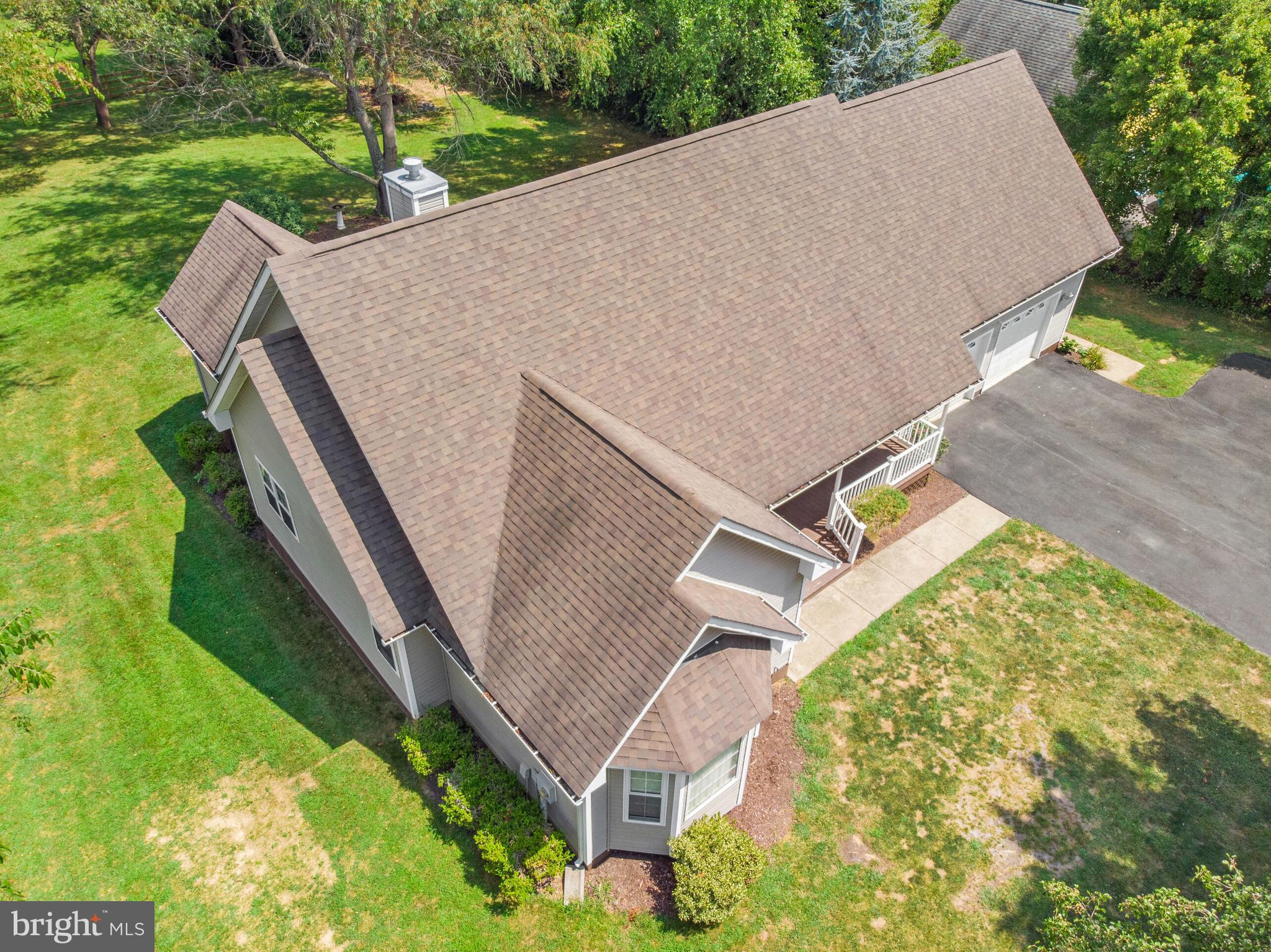 CLAYMONT CHASE - Residential