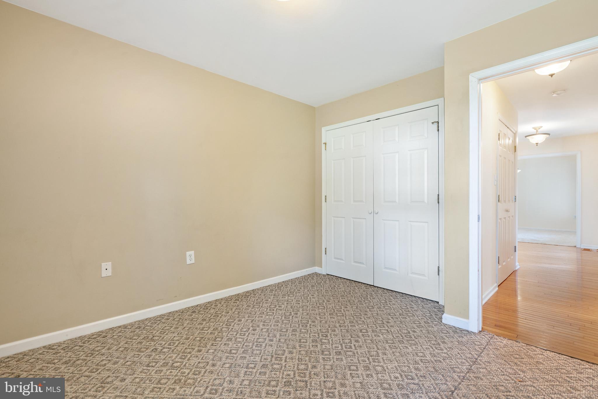 CLAYMONT CHASE - Residential