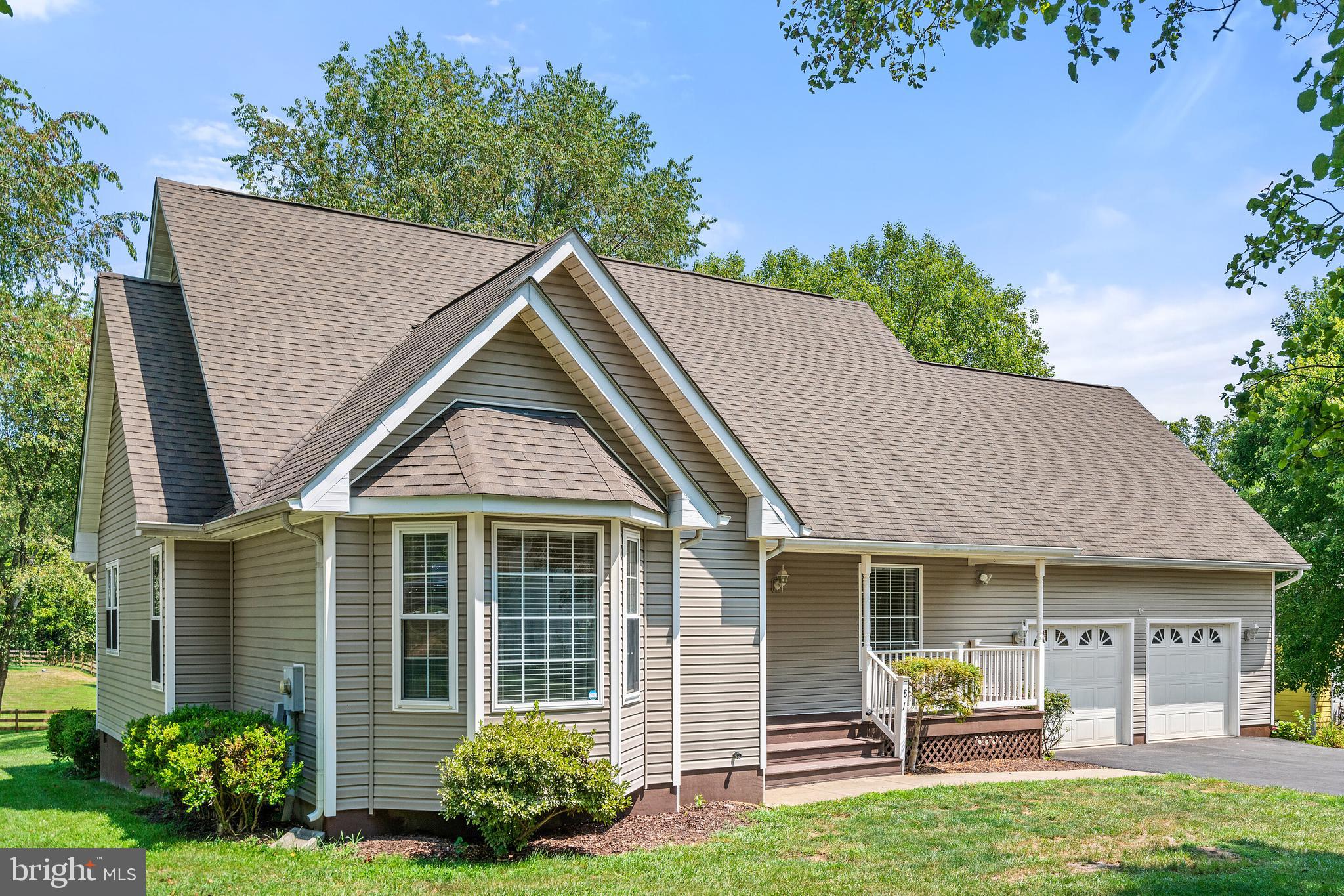 CLAYMONT CHASE - Residential