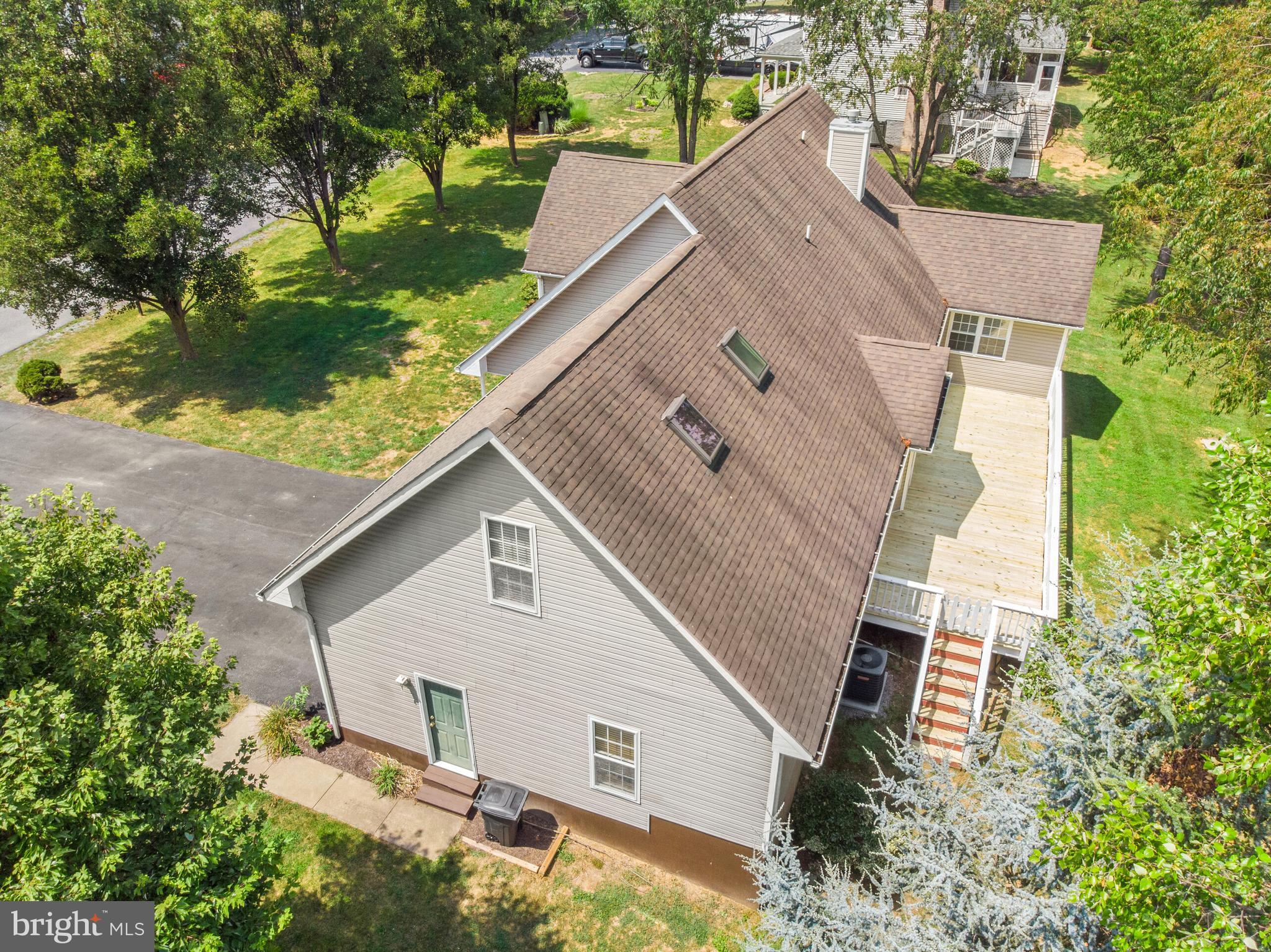 CLAYMONT CHASE - Residential