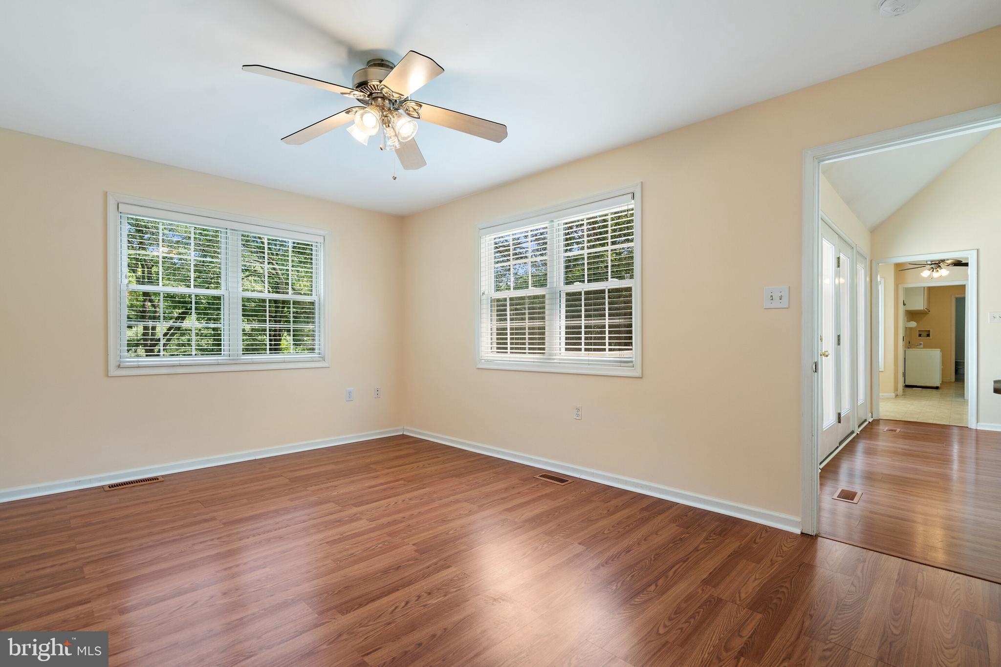 CLAYMONT CHASE - Residential