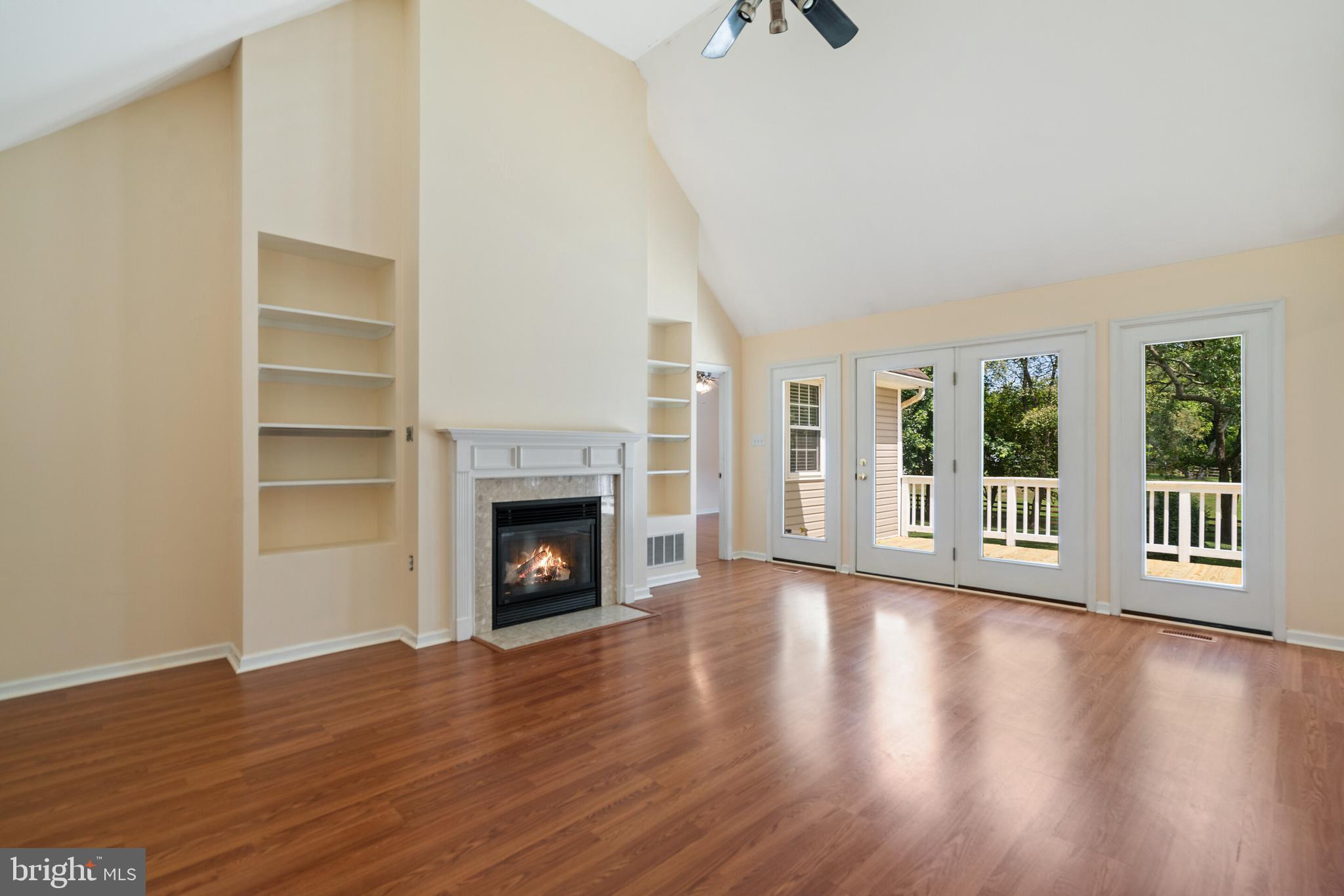 CLAYMONT CHASE - Residential