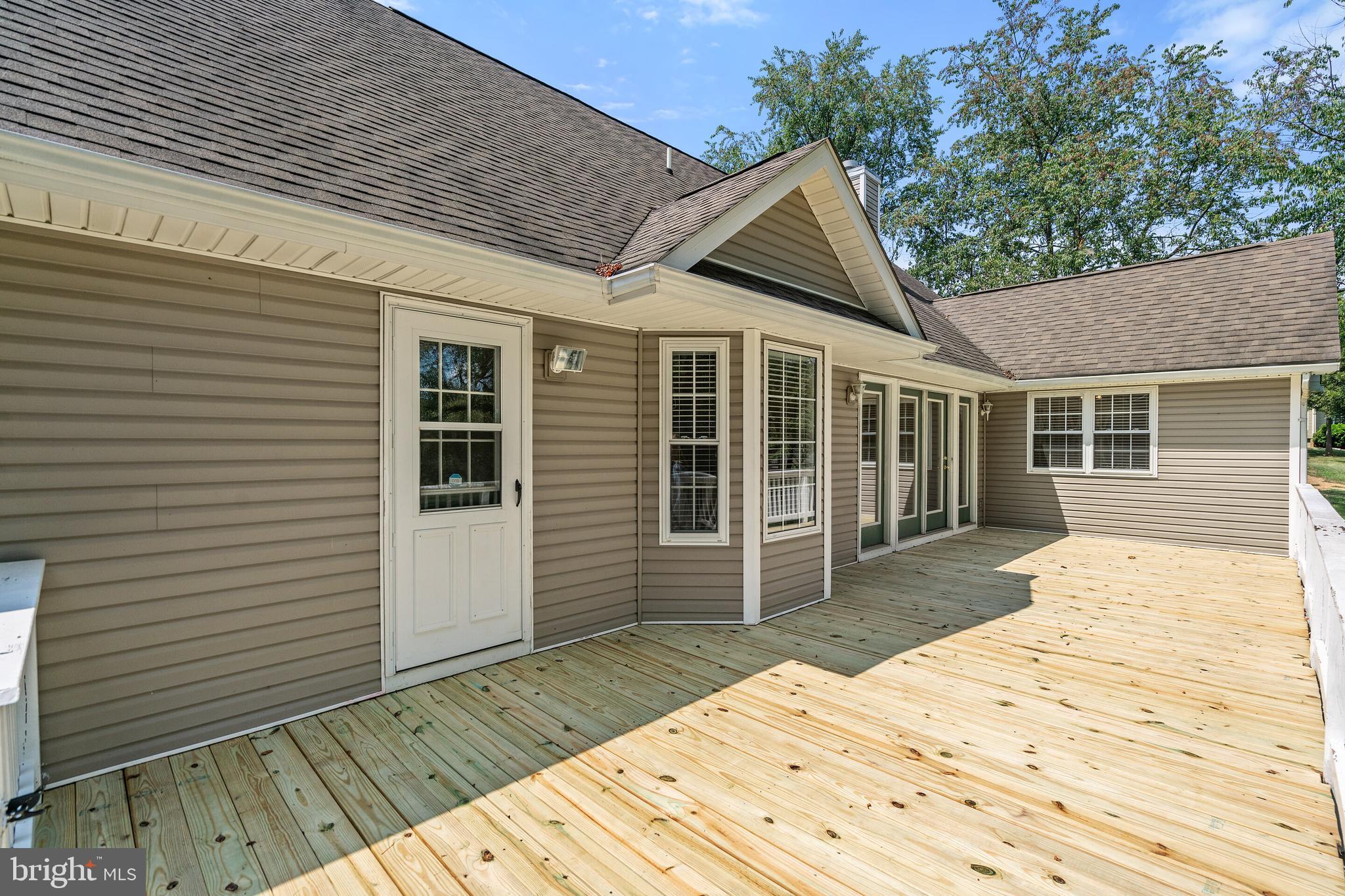 CLAYMONT CHASE - Residential