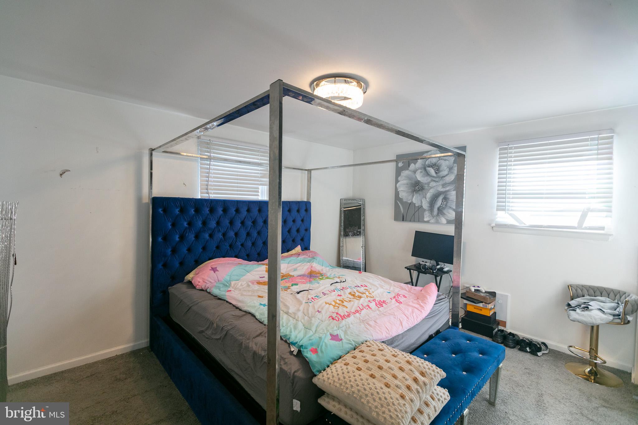 TOWNE POINT - Residential