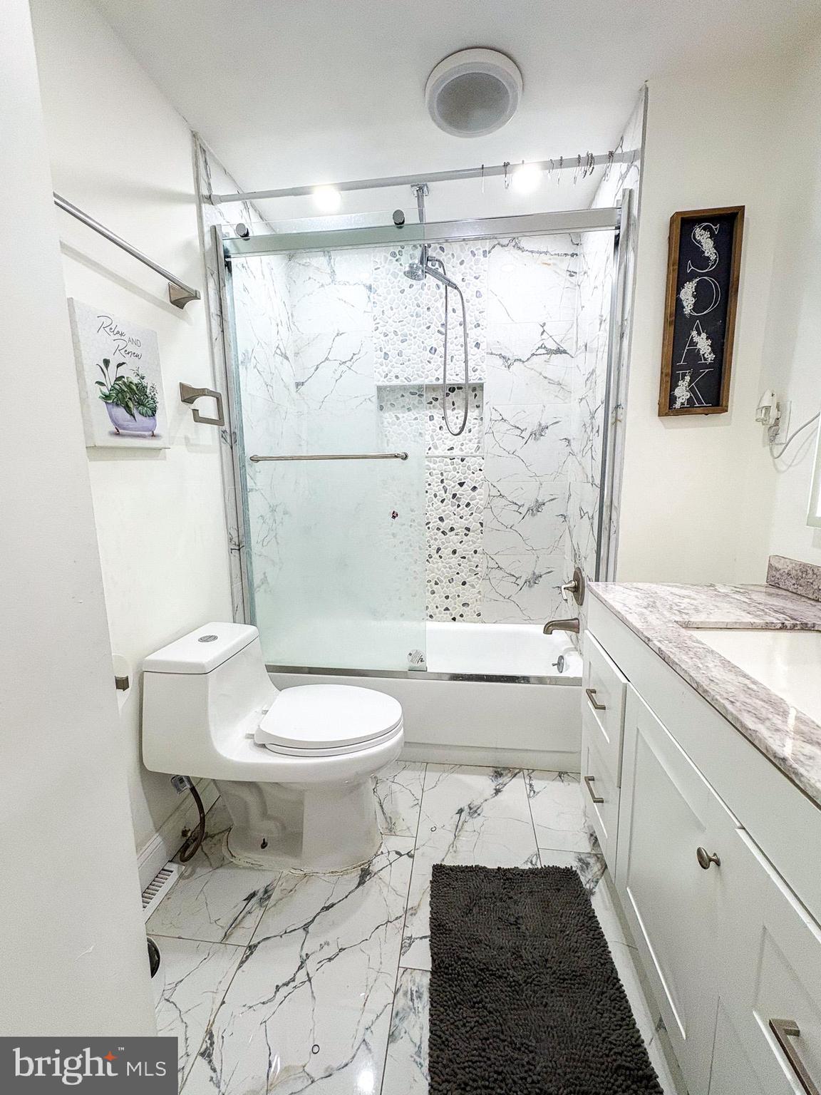 TOWNE POINT - Residential