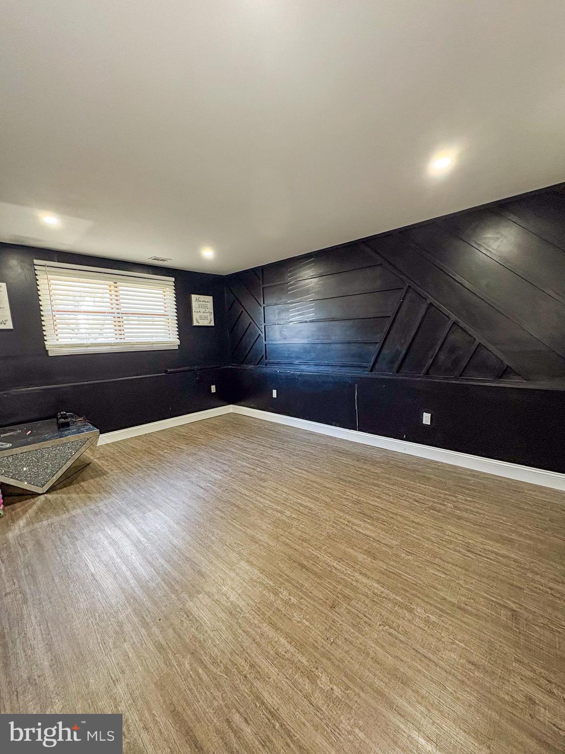 TOWNE POINT - Residential