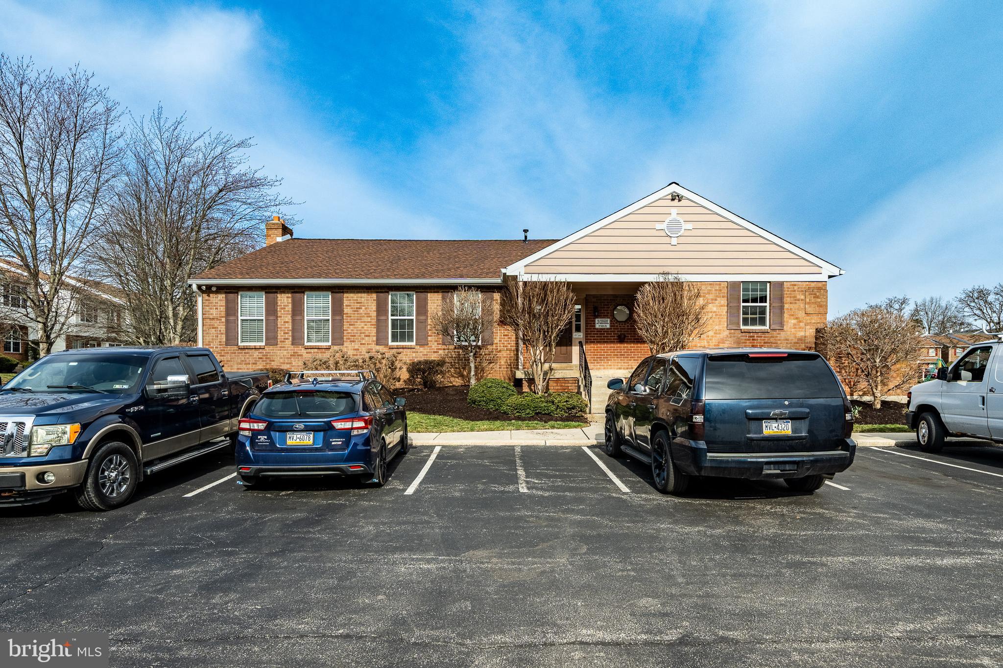 NORTHRIDGE ESTATES - Residential