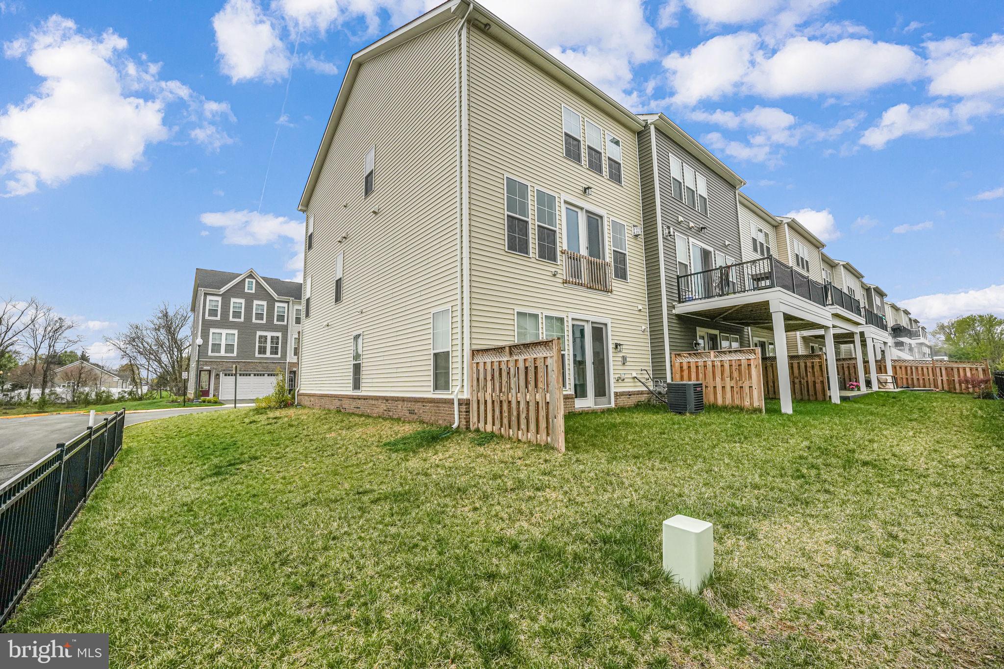 ROBINSON VILLAGE - Residential Lease