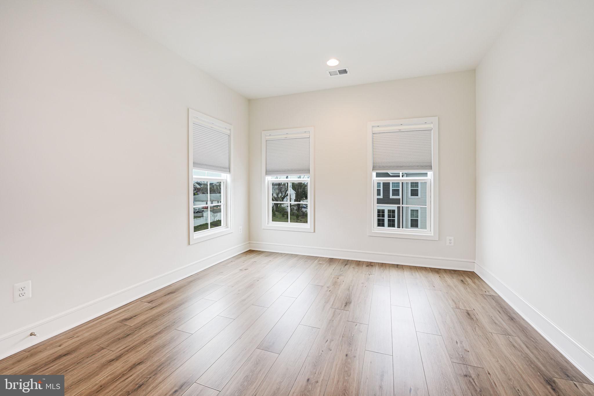 ROBINSON VILLAGE - Residential Lease