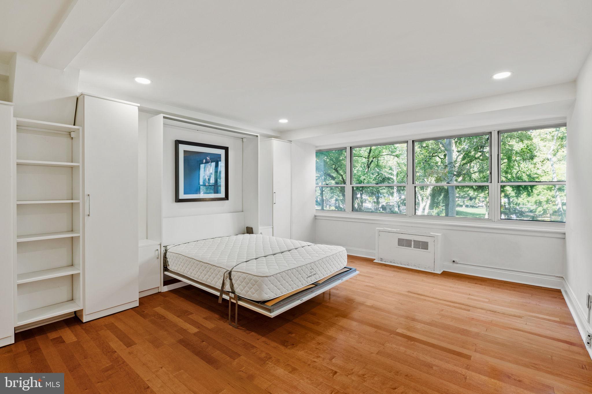 1810 RITTENHOUSE SQUARE 313
