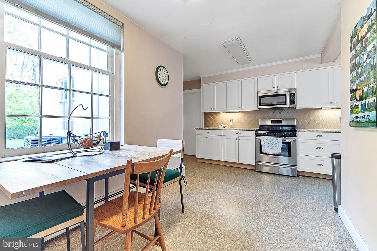 FLOURTOWN - Residential