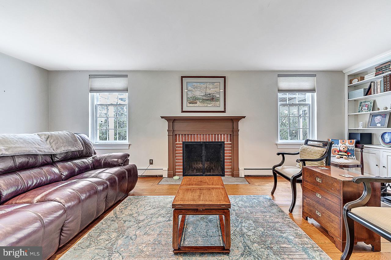 FLOURTOWN - Residential