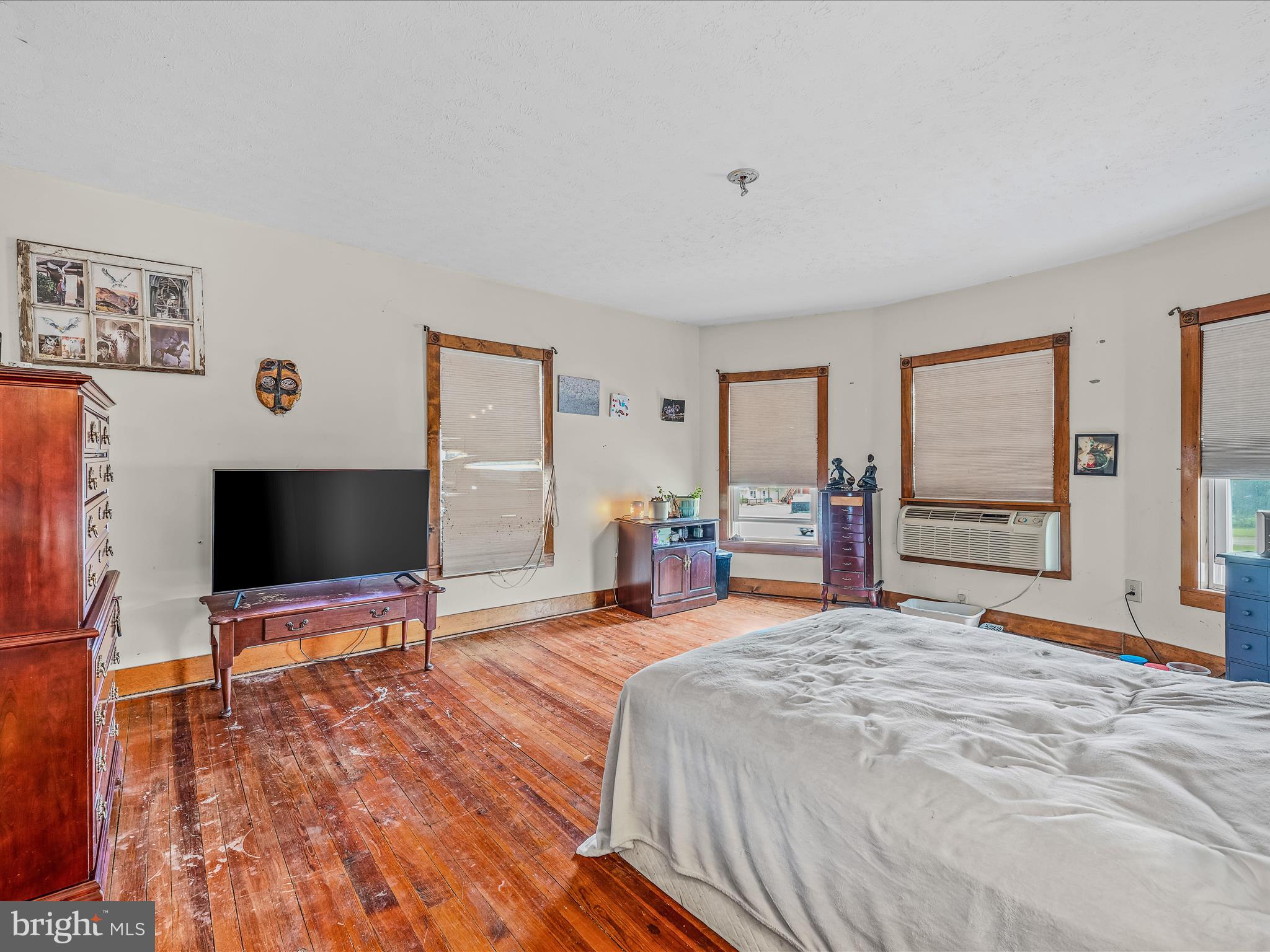 PAW PAW - Residential