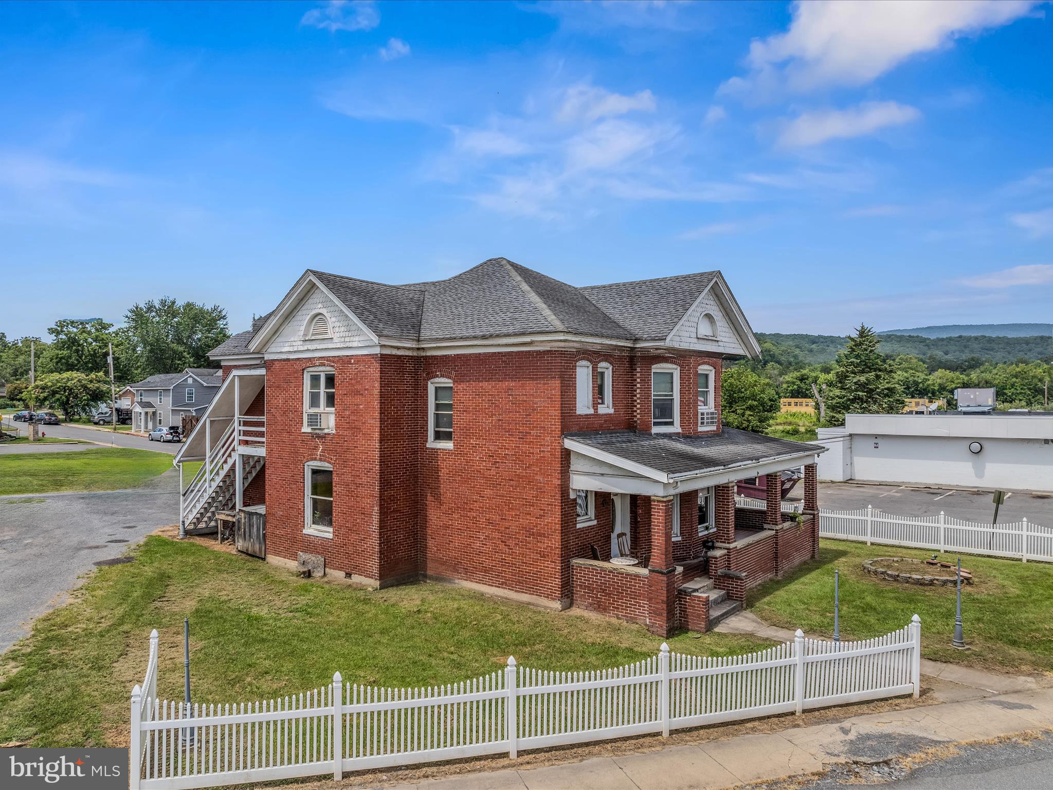 40 WINCHESTER STREET