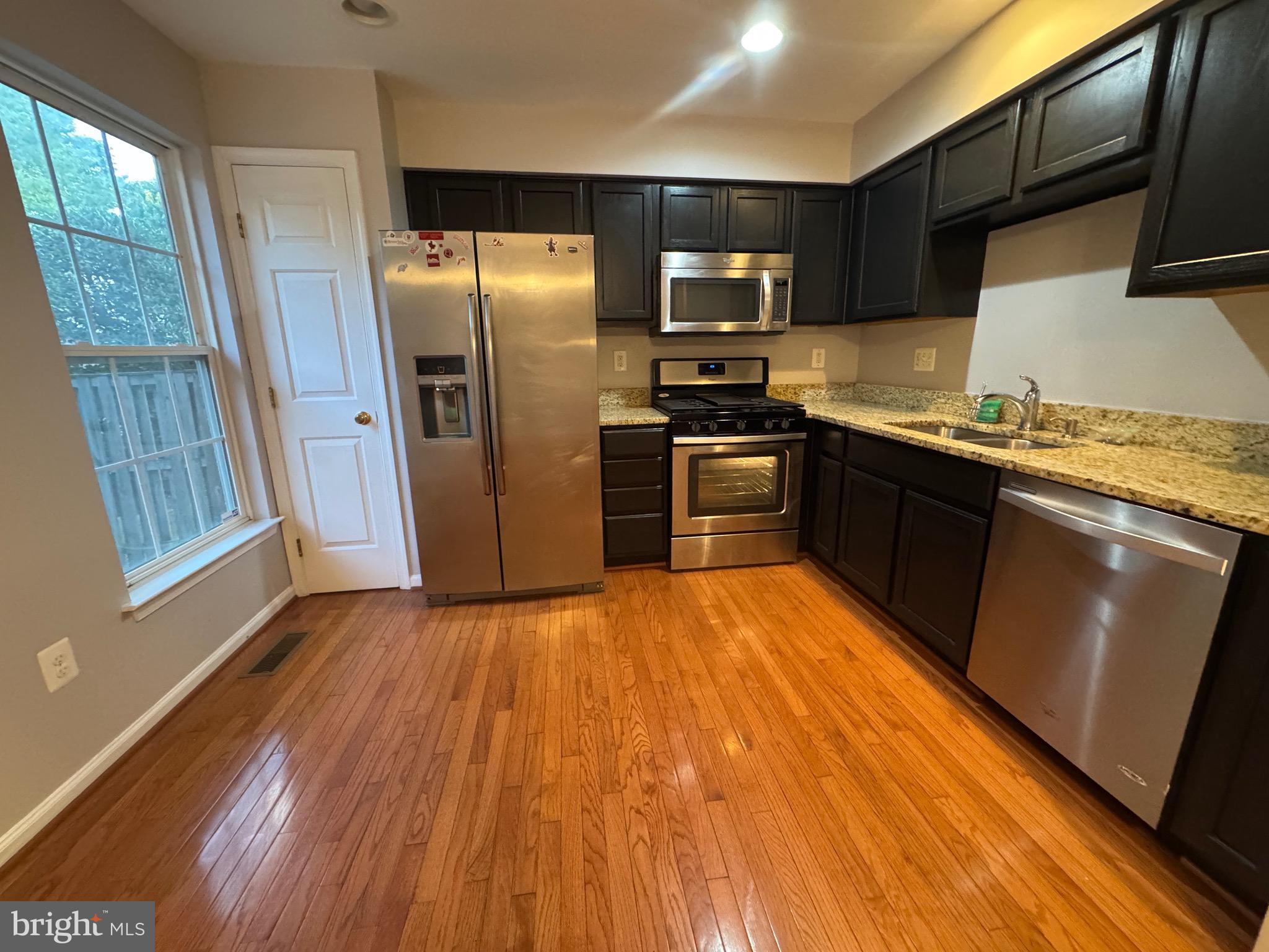 AMBERLEA FARM - Residential Lease